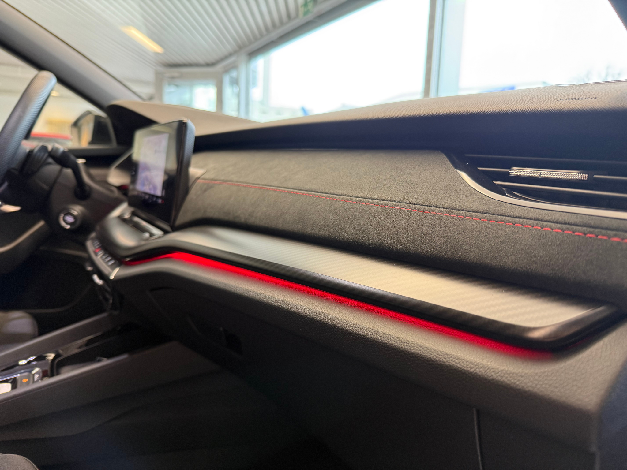 listing desktop thumbnail image 14