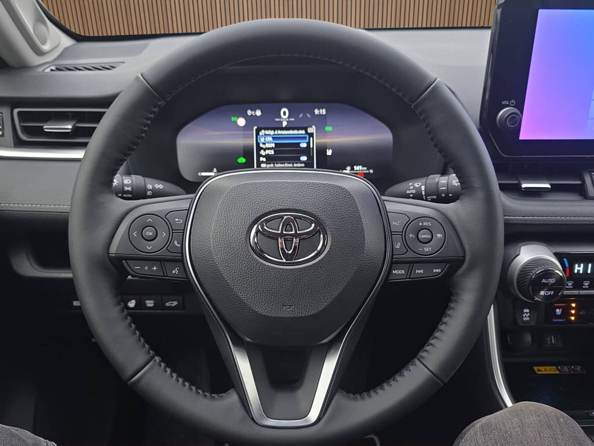 listing desktop thumbnail image 10