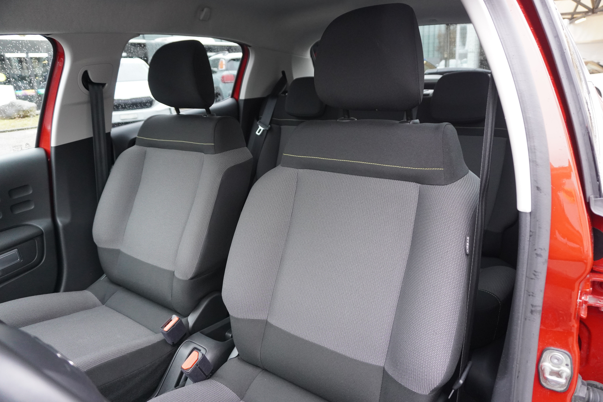 listing desktop thumbnail image 13