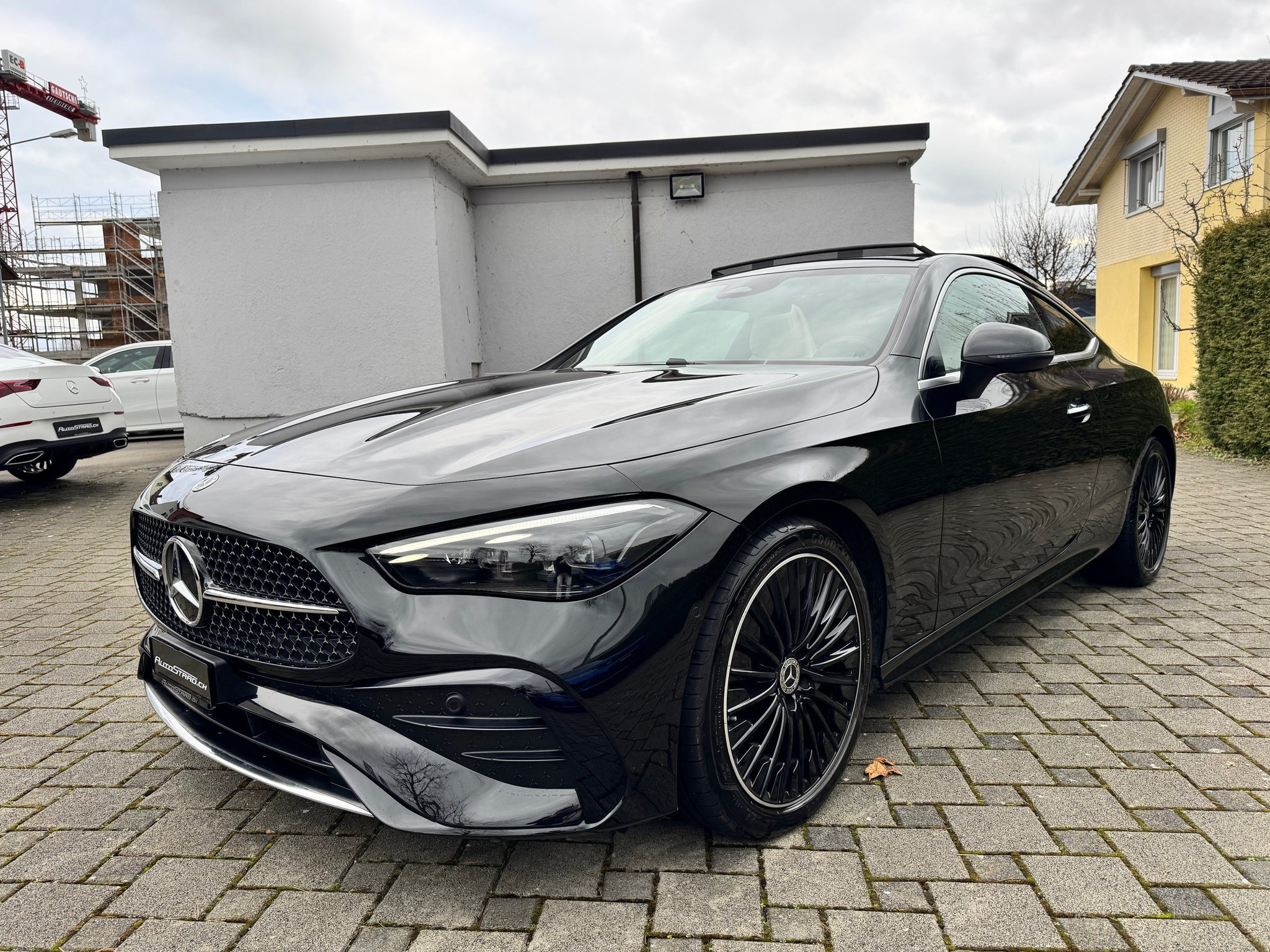 listing desktop thumbnail image 0