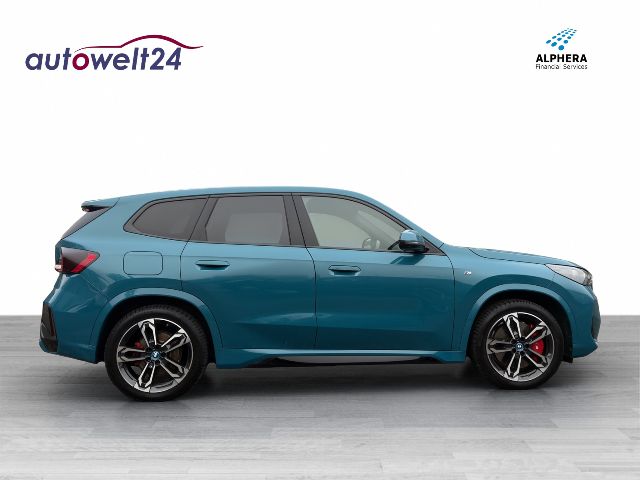 listing desktop thumbnail image 3