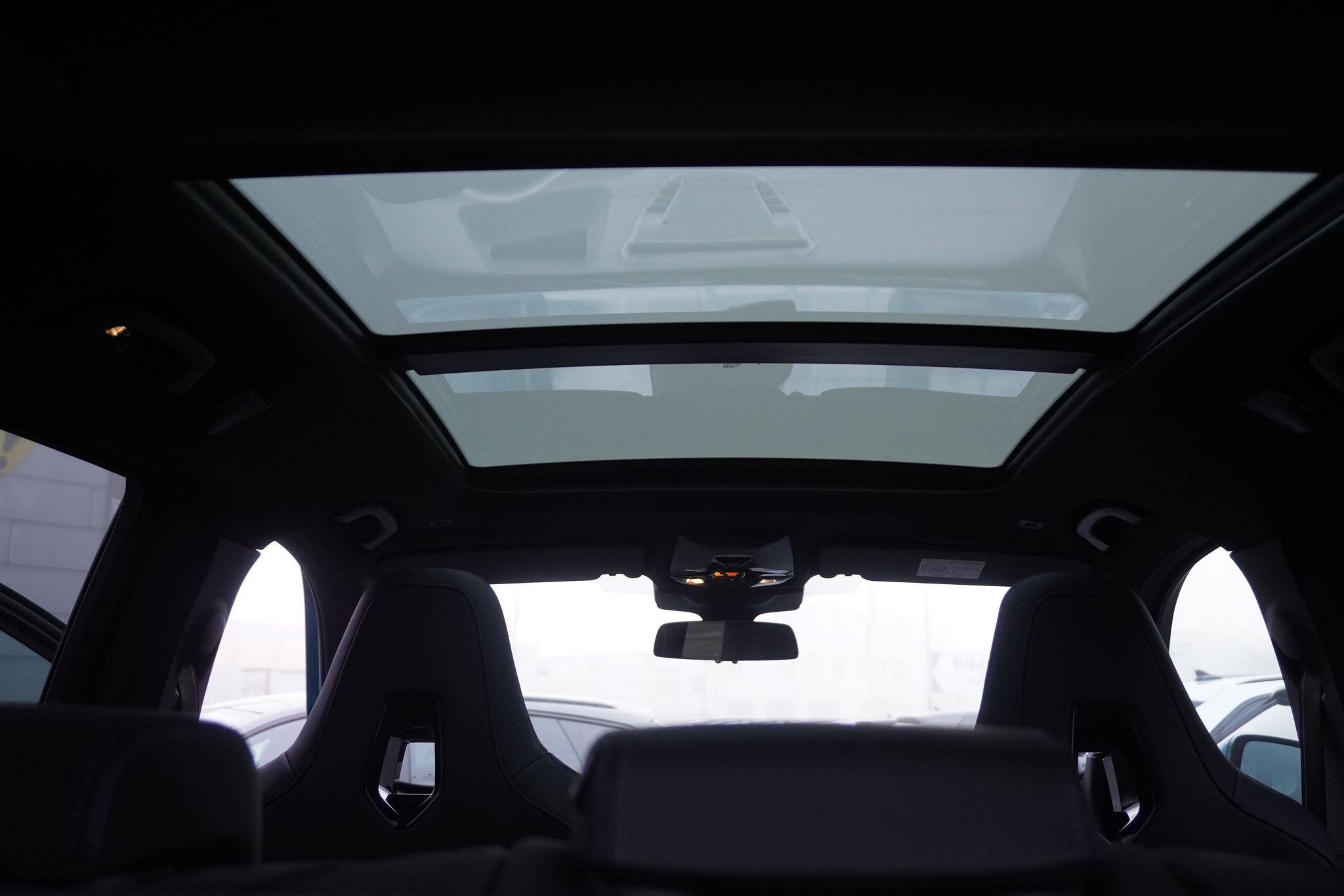 listing desktop thumbnail image 11