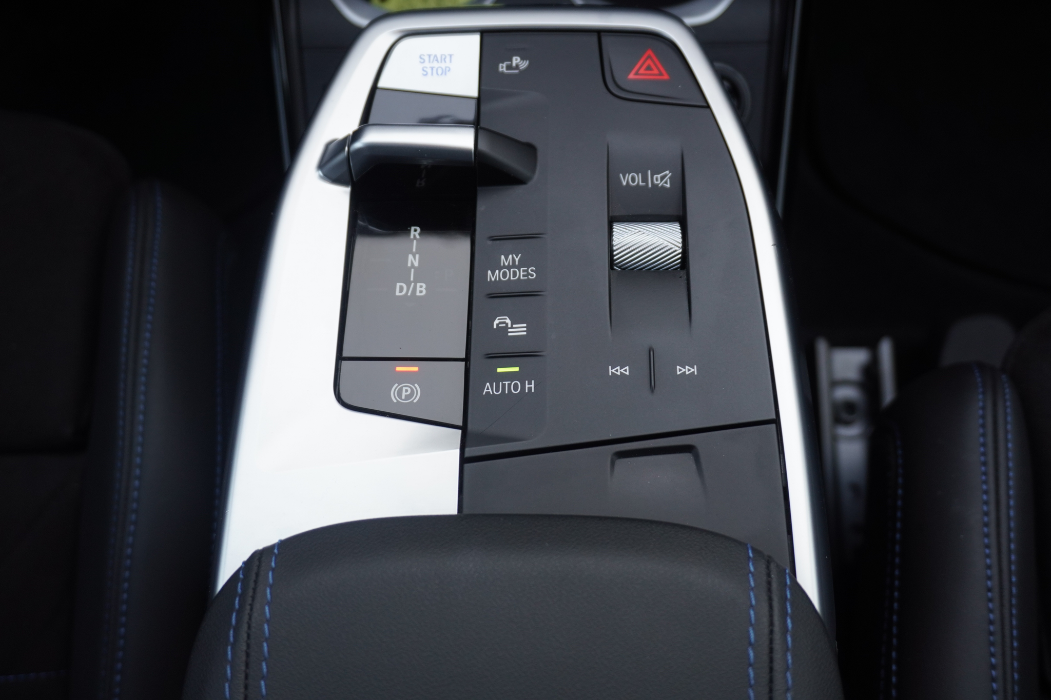 listing desktop thumbnail image 15