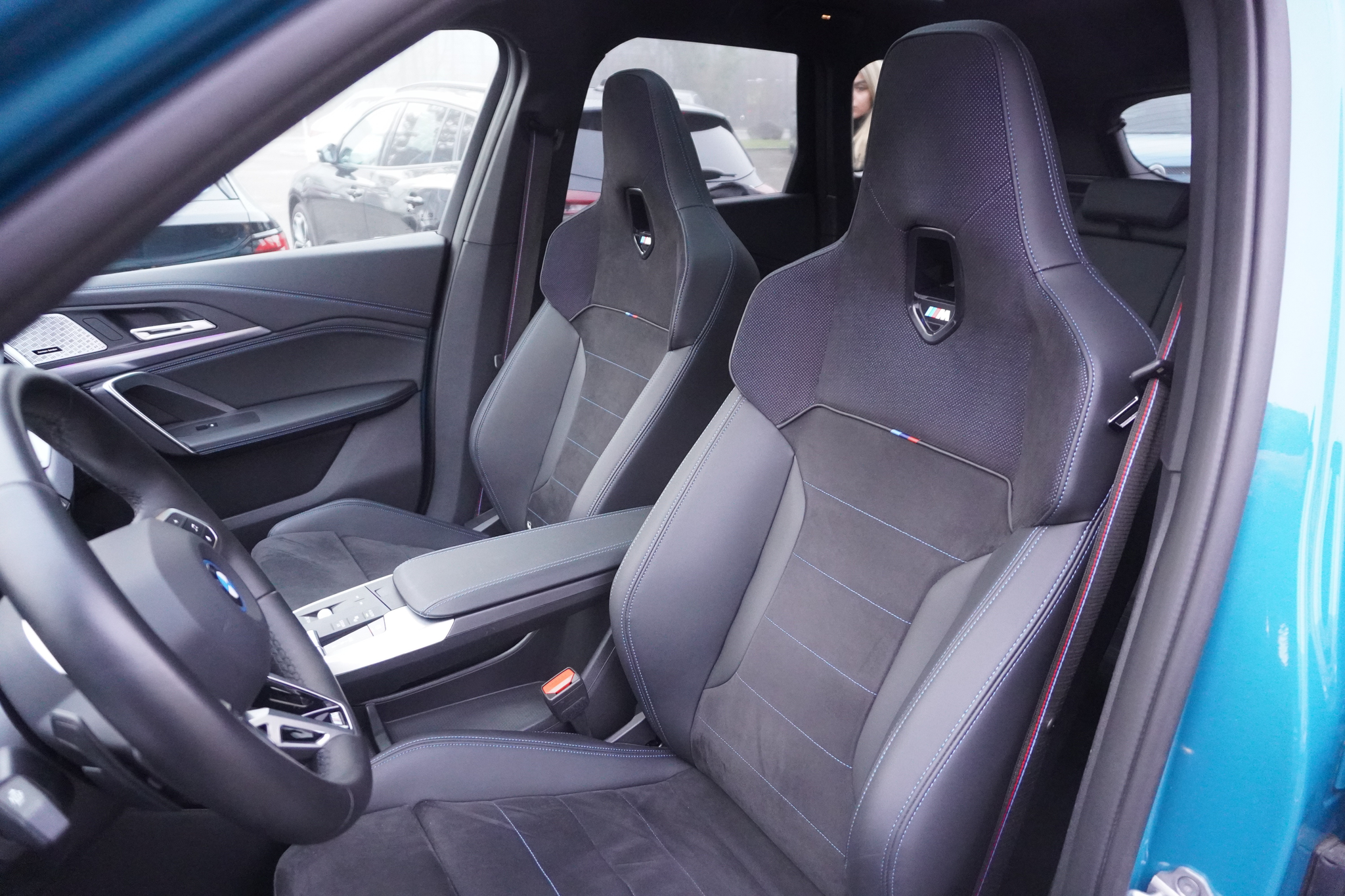 listing desktop thumbnail image 12