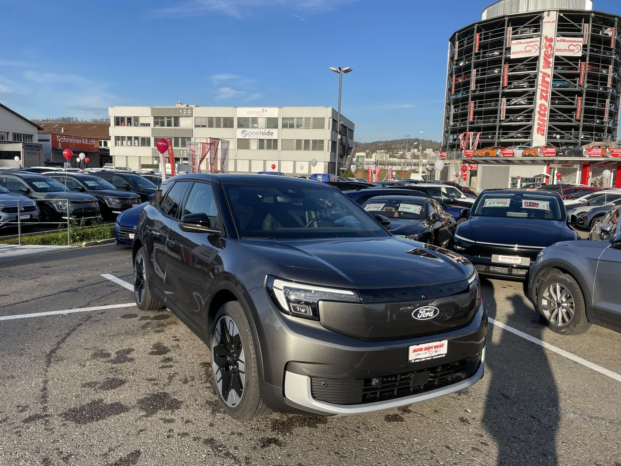 listing desktop thumbnail image 13