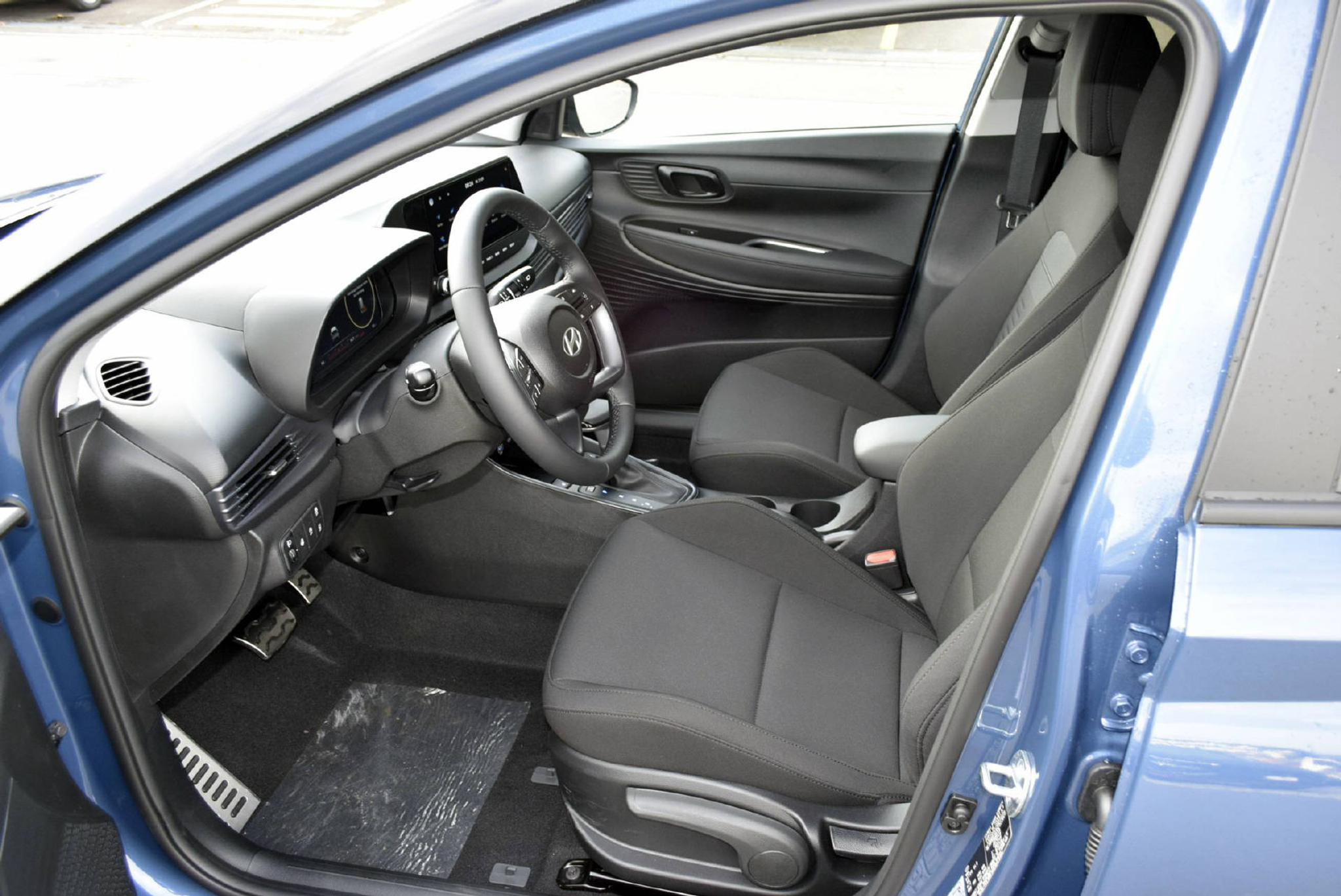 listing desktop thumbnail image 9