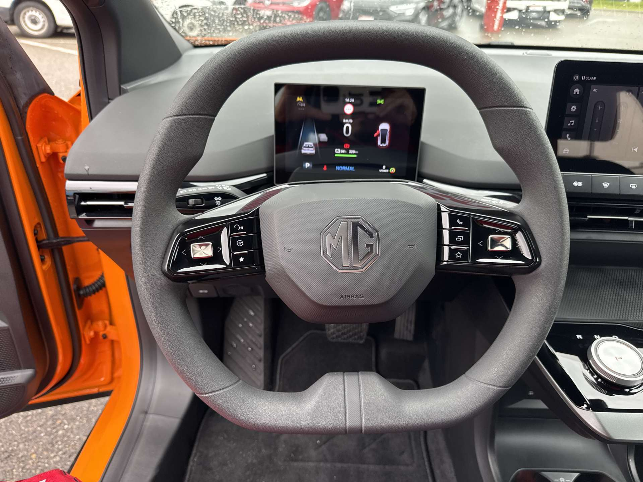 listing desktop thumbnail image 15