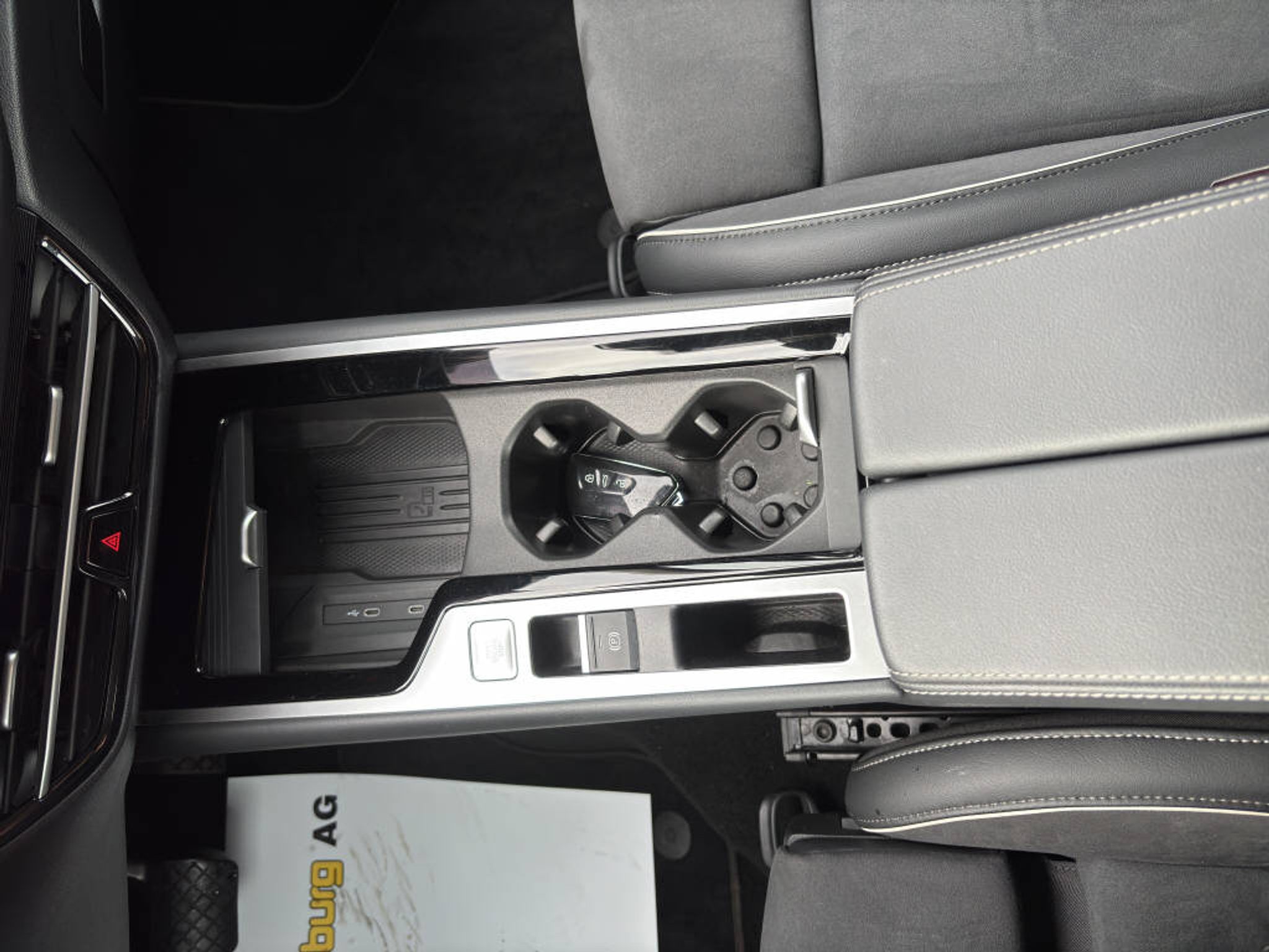 listing desktop thumbnail image 13