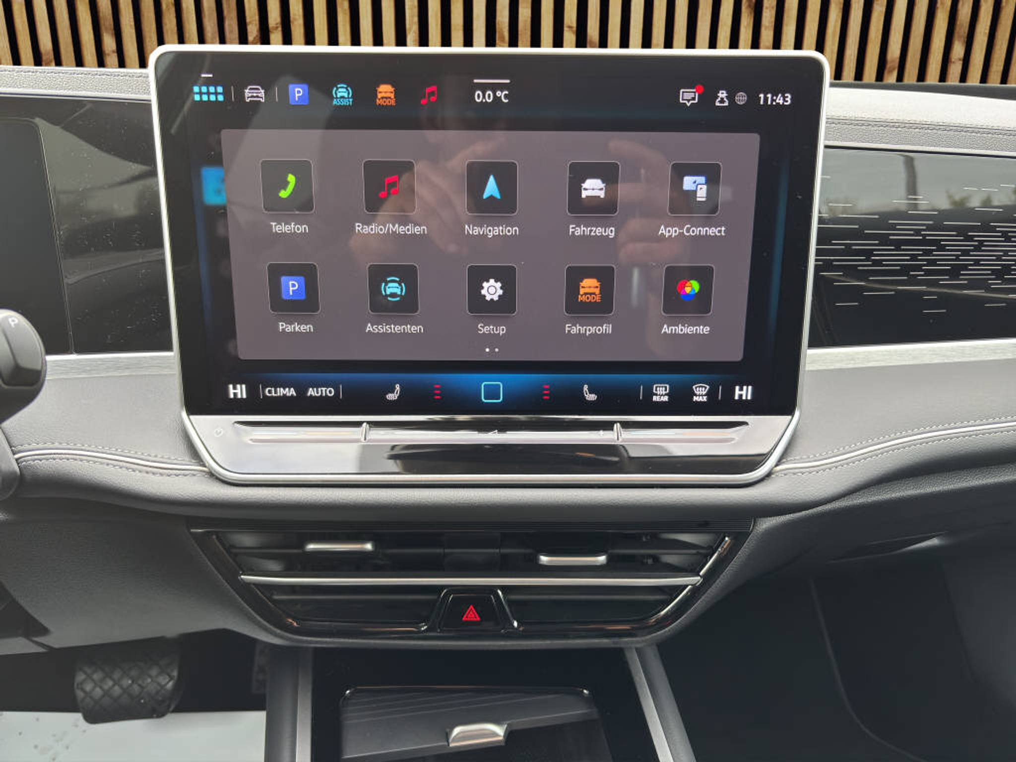 listing desktop thumbnail image 10