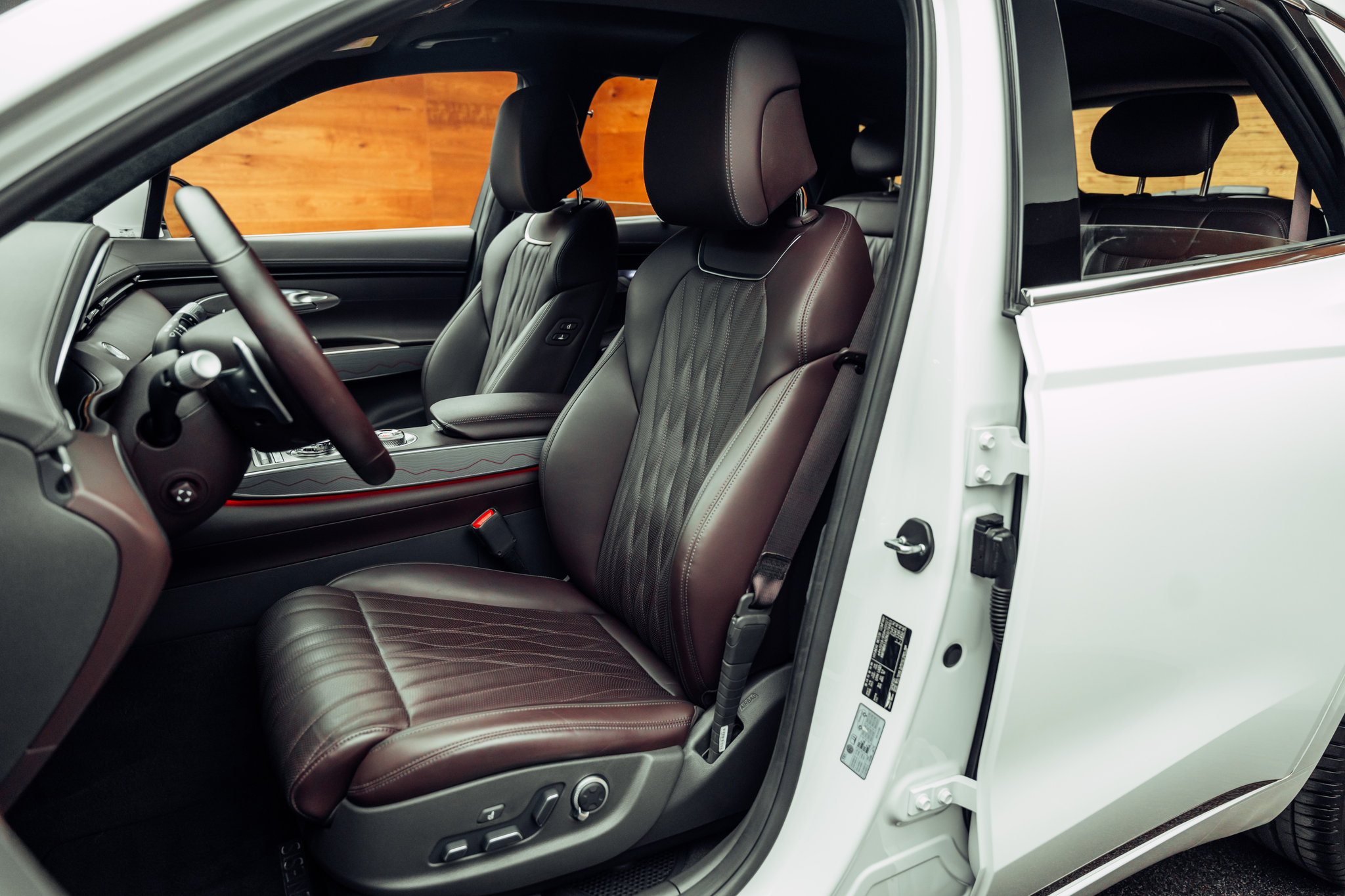 listing desktop thumbnail image 11