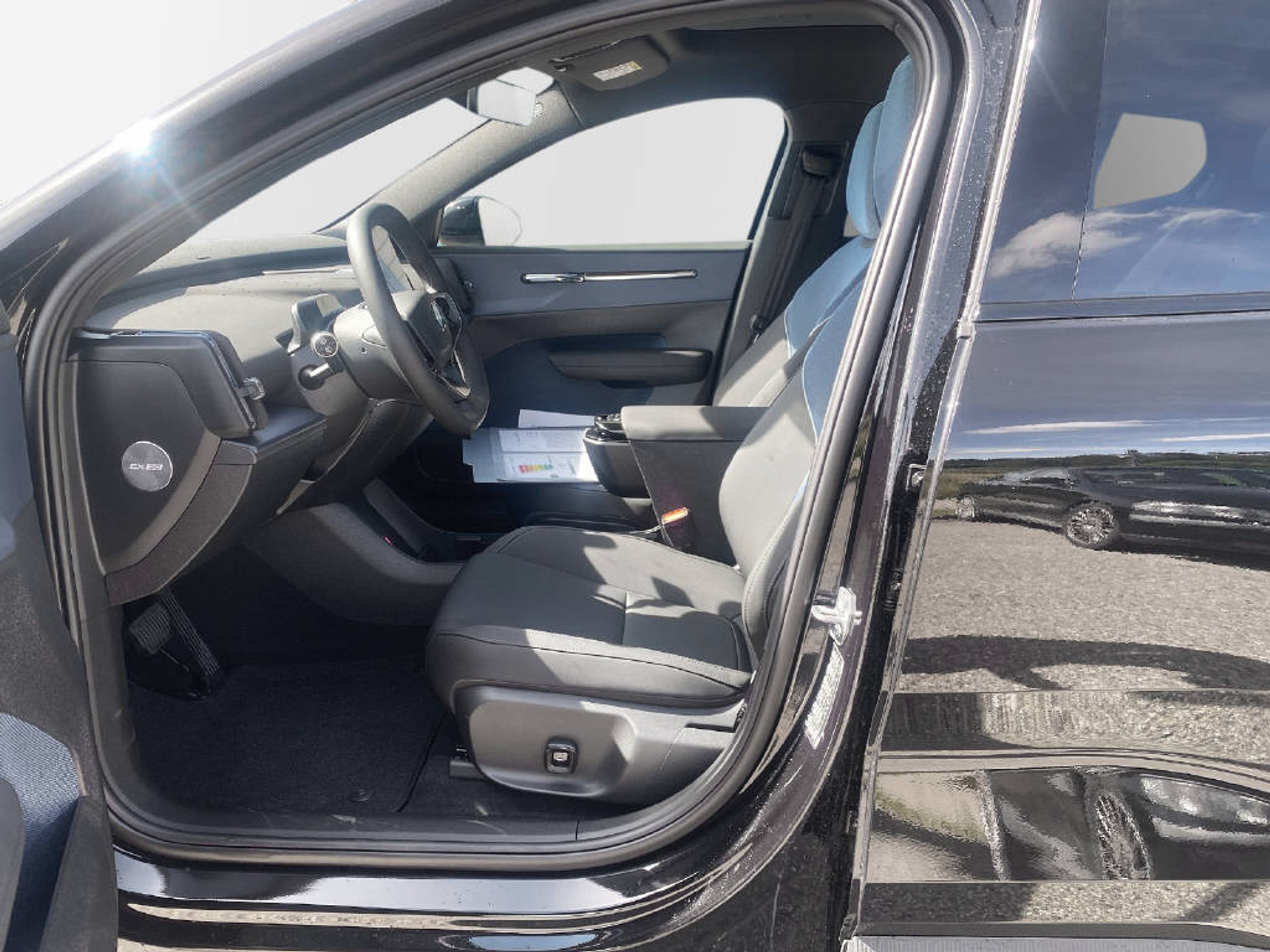 listing desktop thumbnail image 10