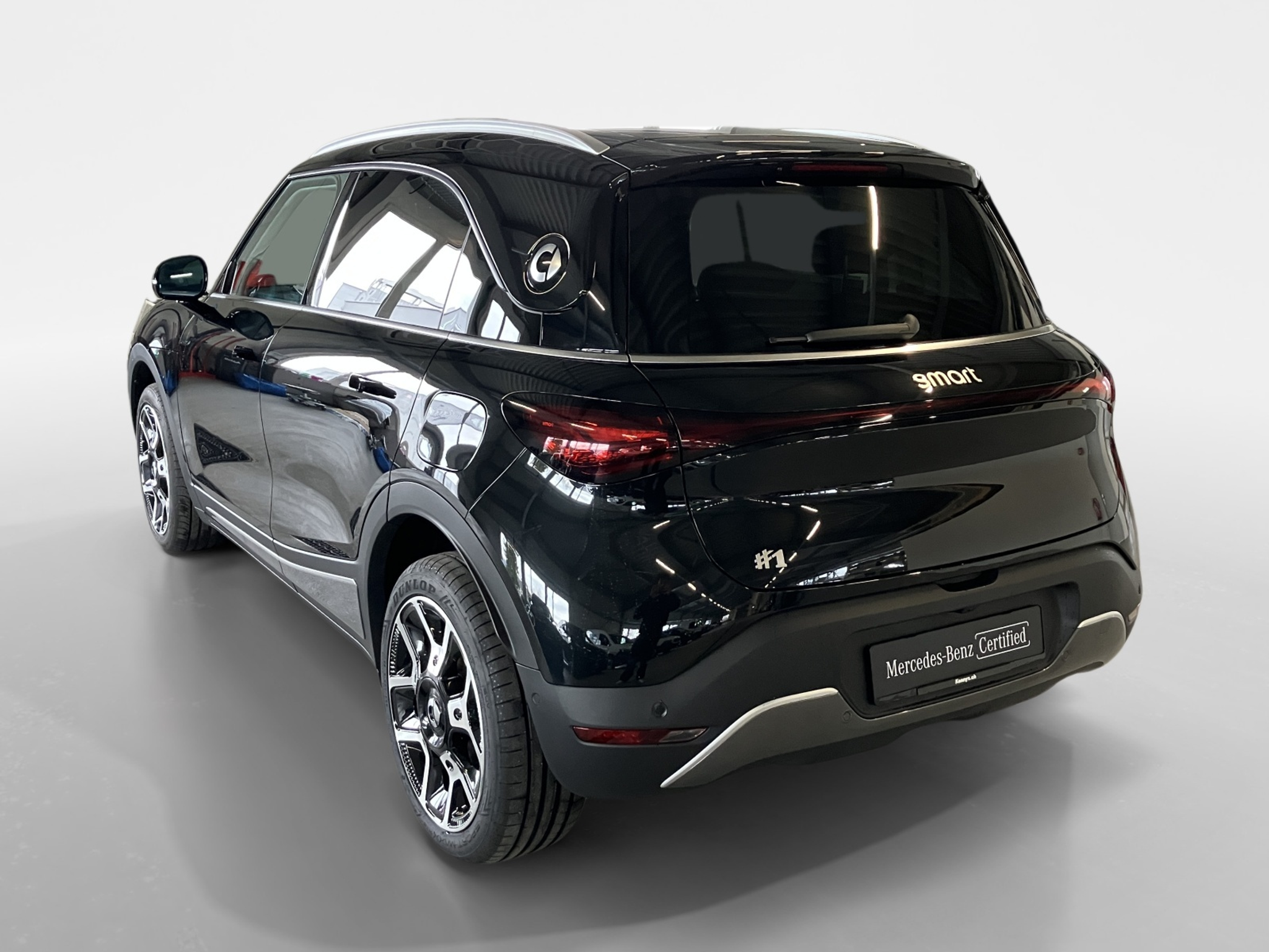 listing desktop thumbnail image 3