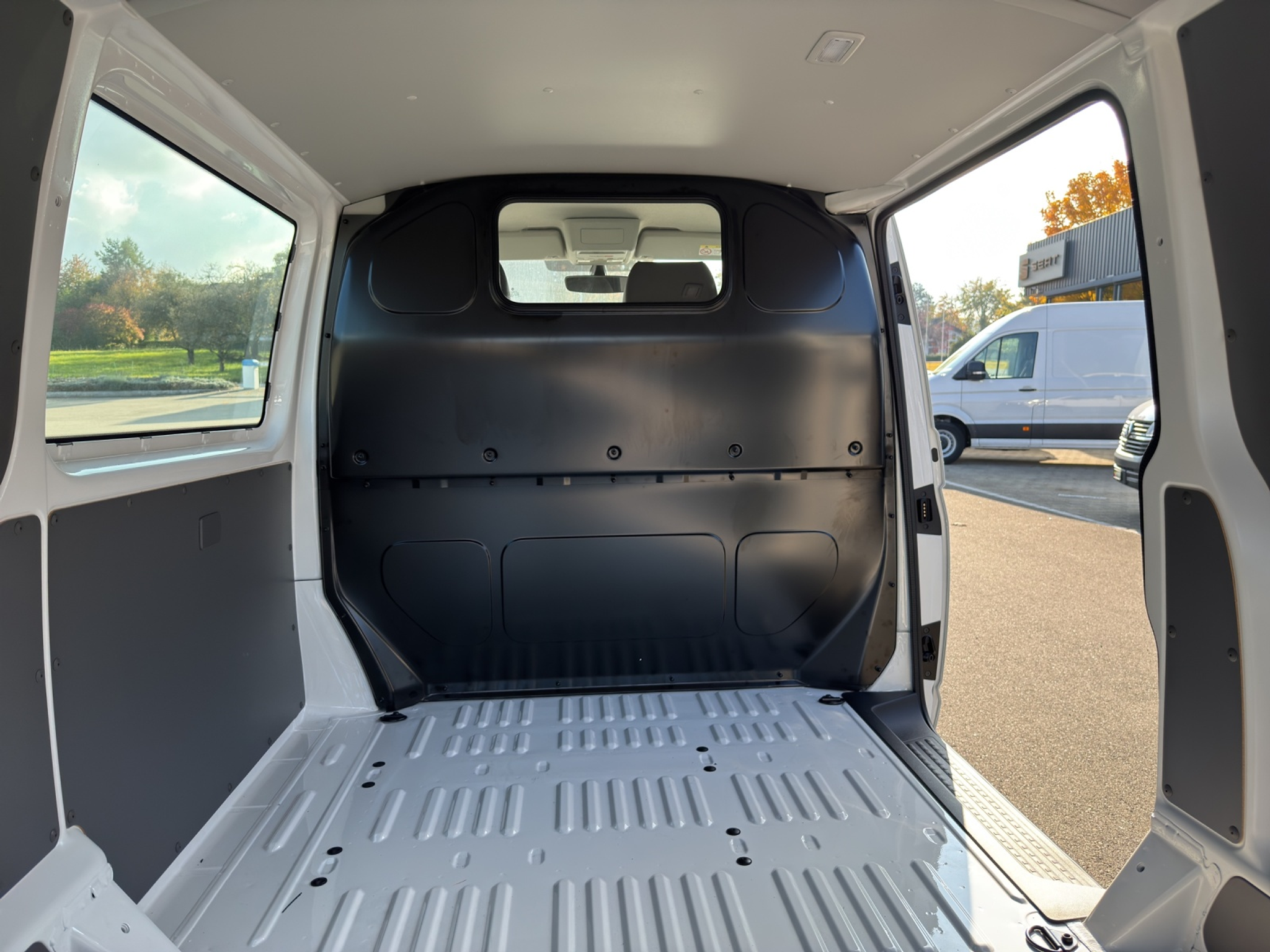 listing desktop thumbnail image 20