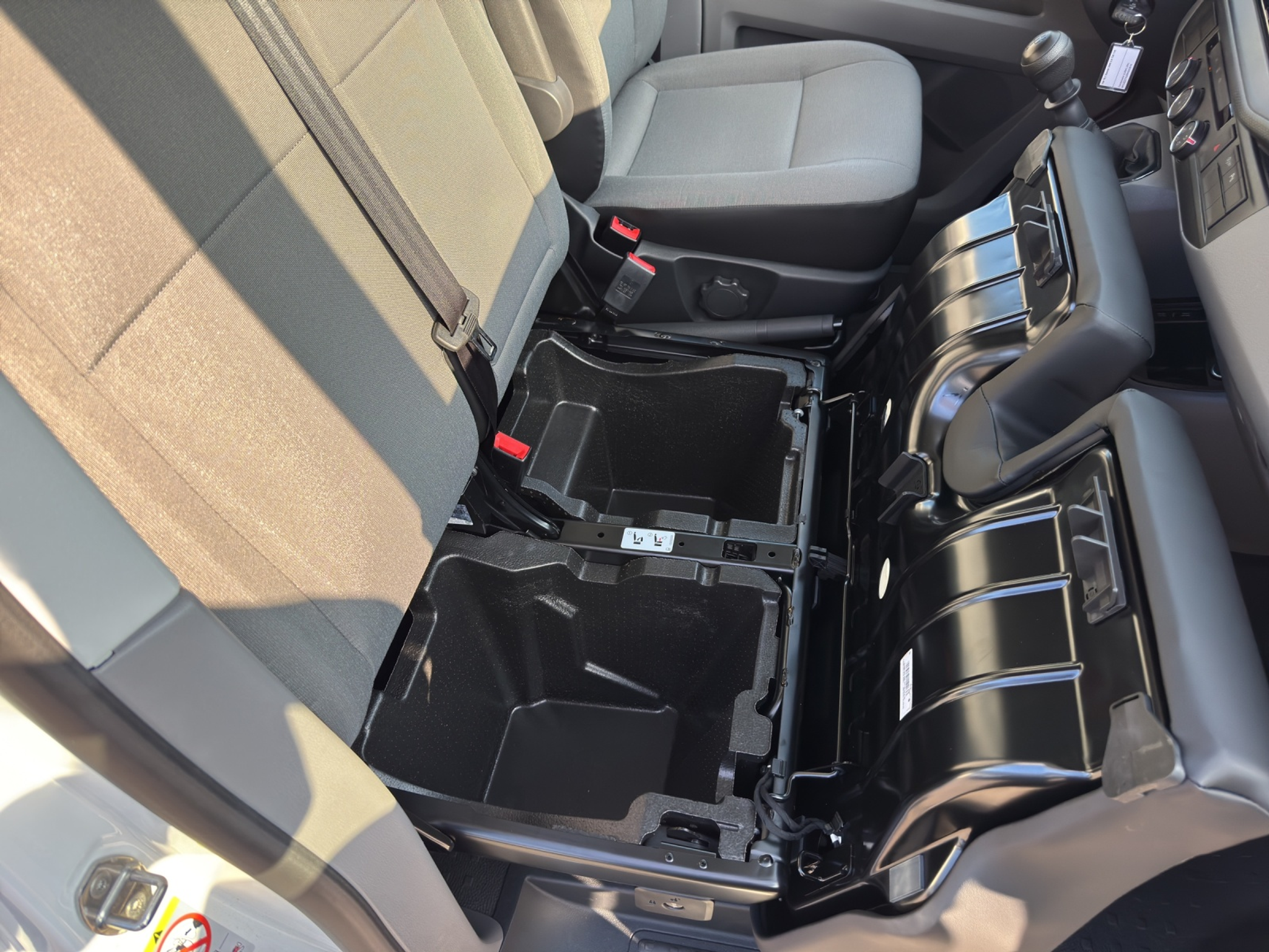 listing desktop thumbnail image 12