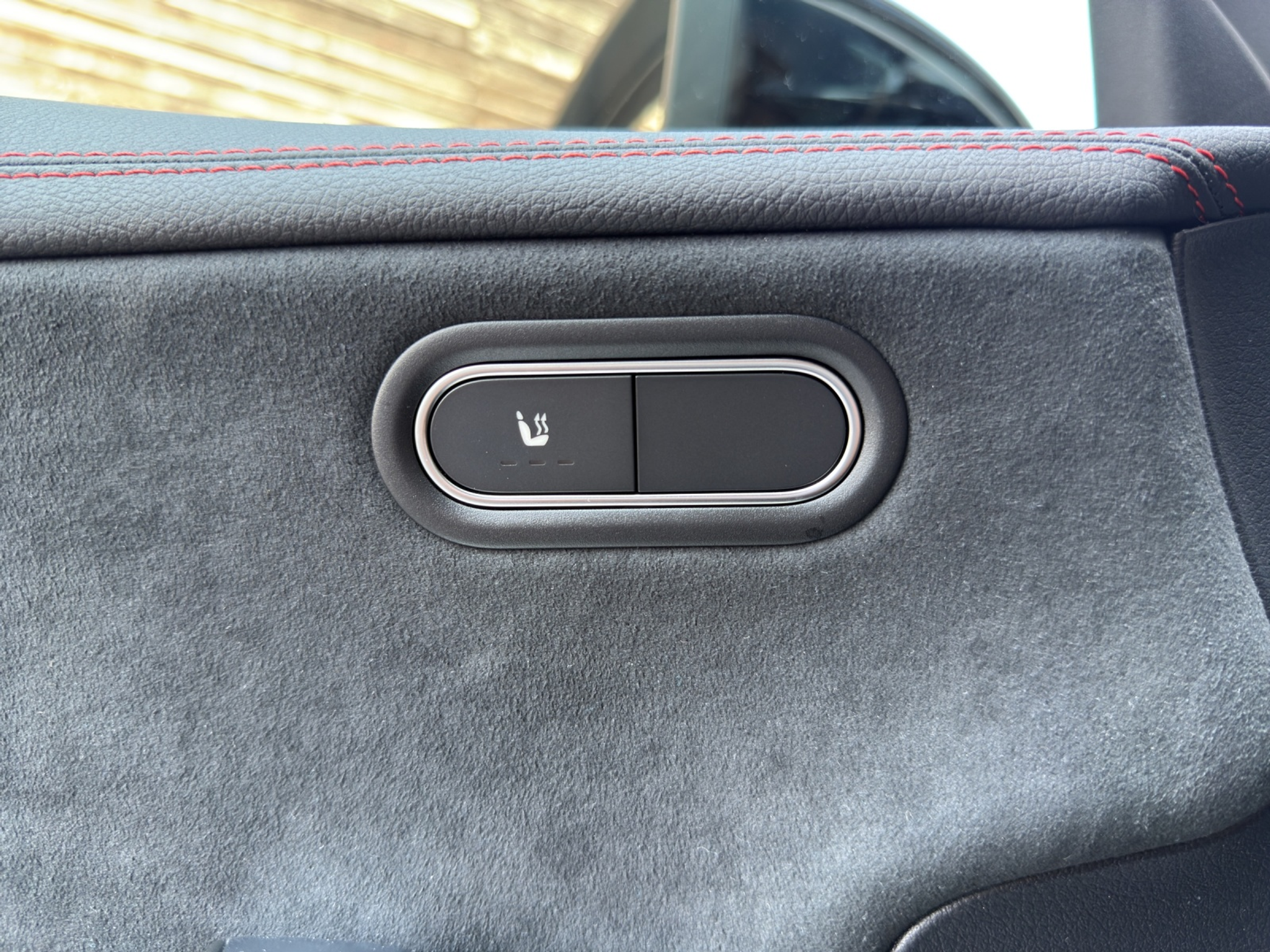 listing desktop thumbnail image 19