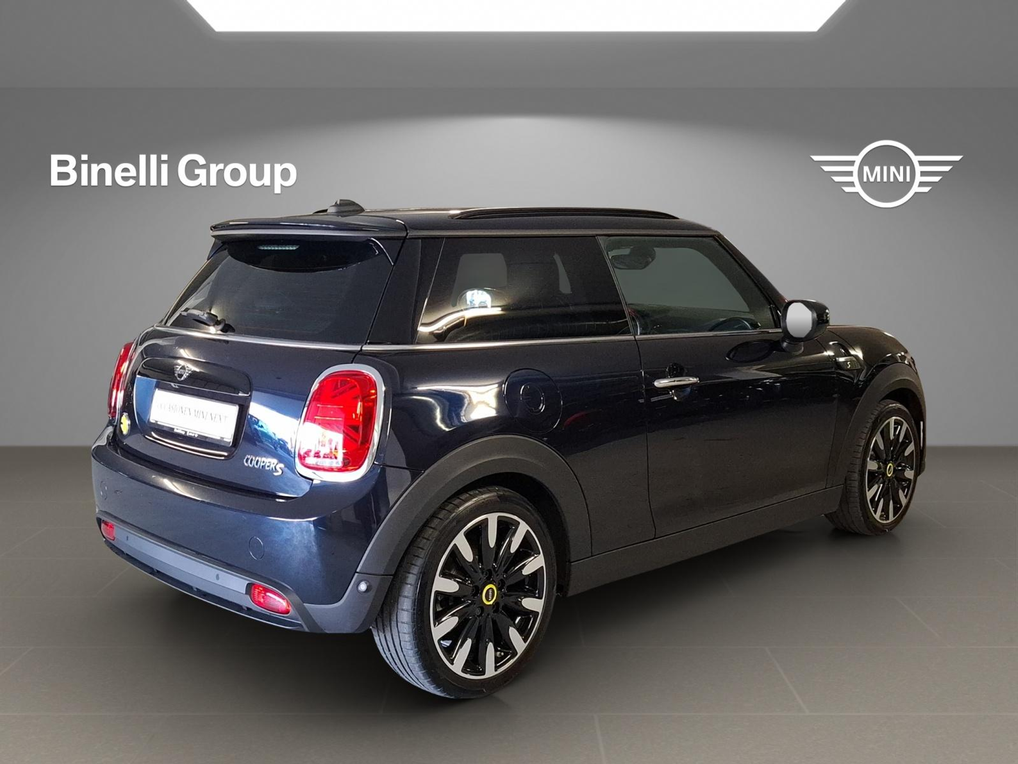 listing desktop thumbnail image 16