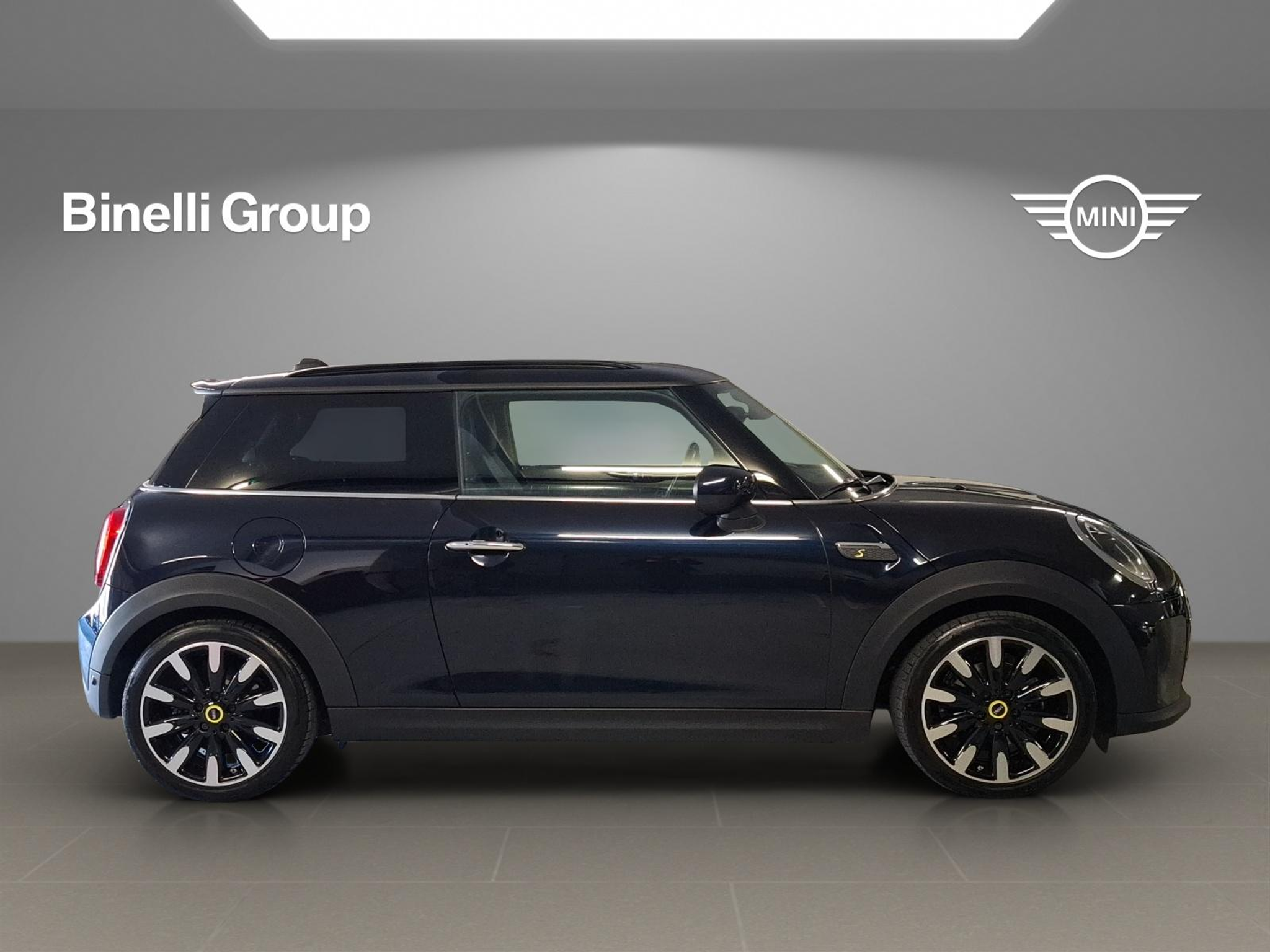 listing desktop thumbnail image 17