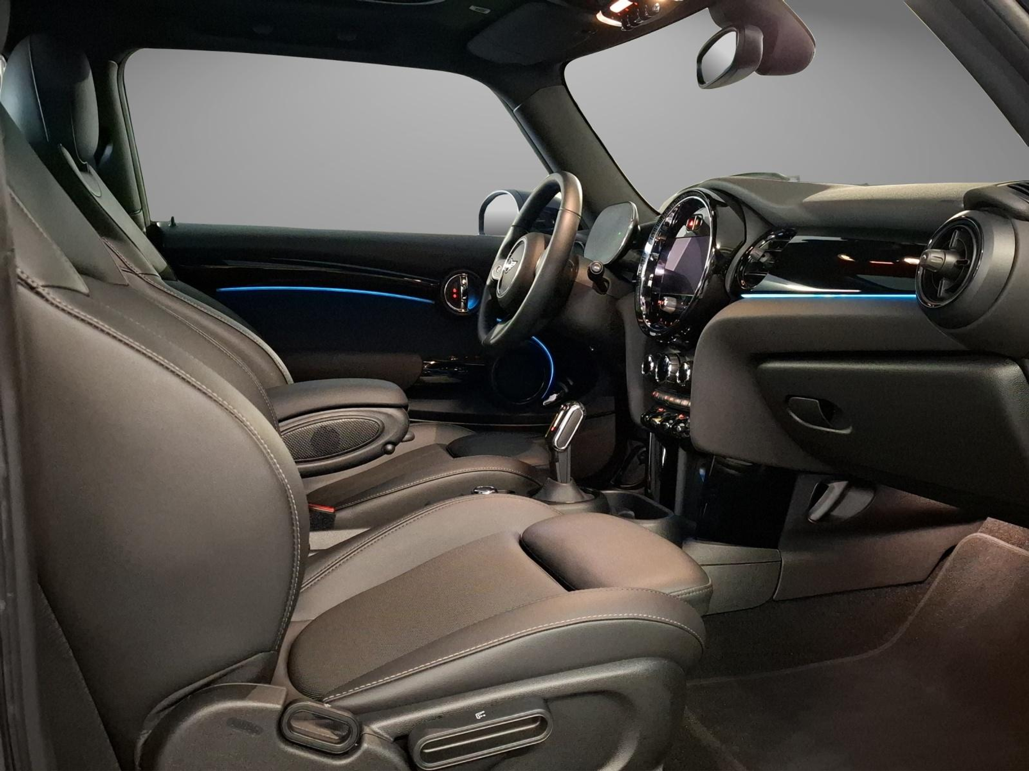 listing desktop thumbnail image 19