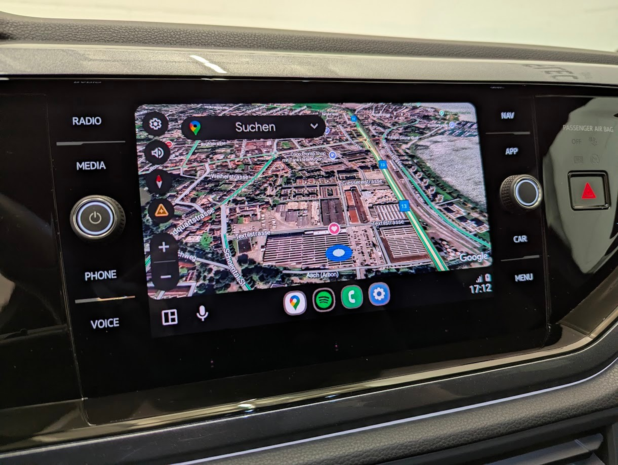 listing desktop thumbnail image 19