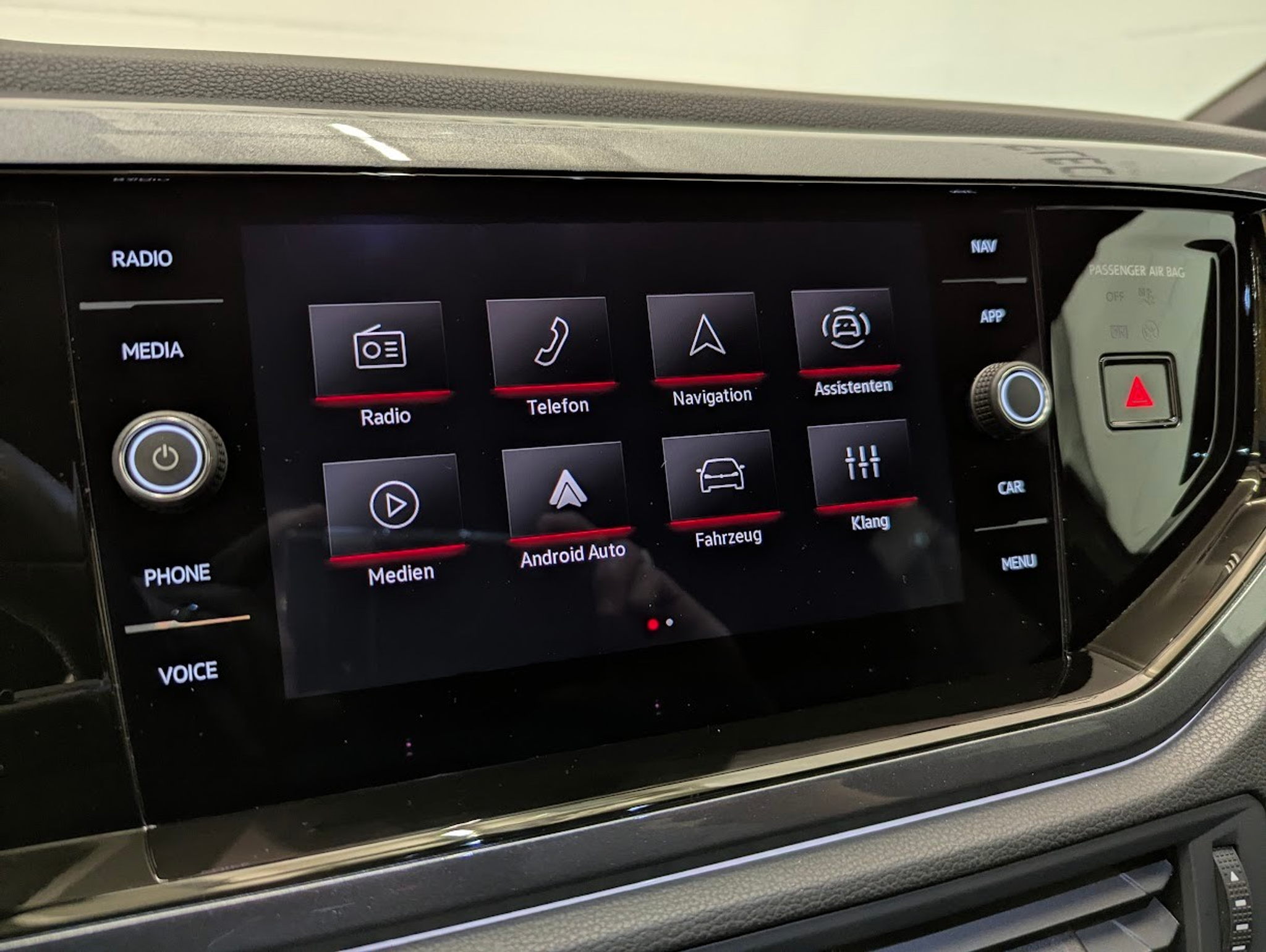 listing desktop thumbnail image 9