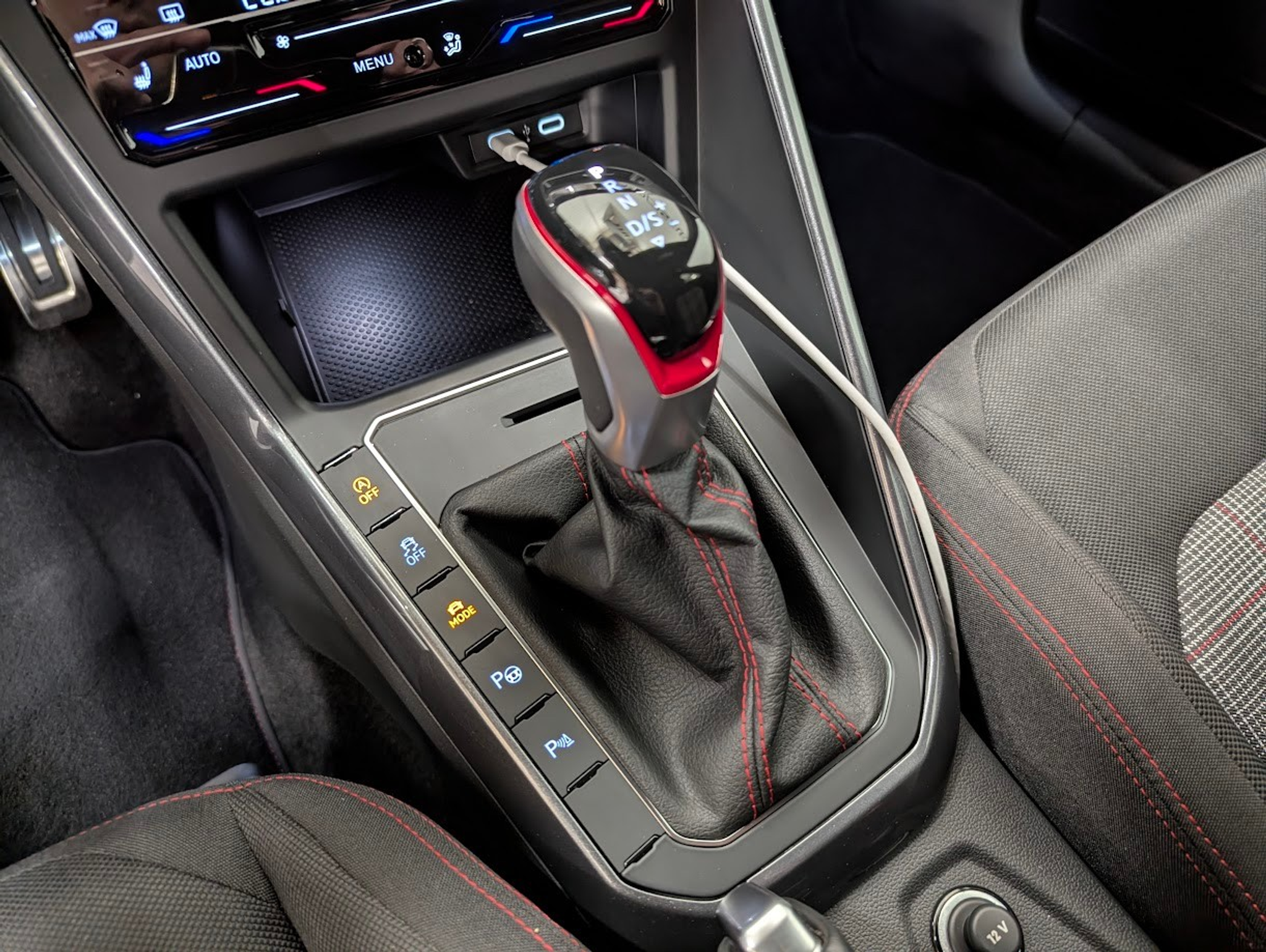 listing desktop thumbnail image 25