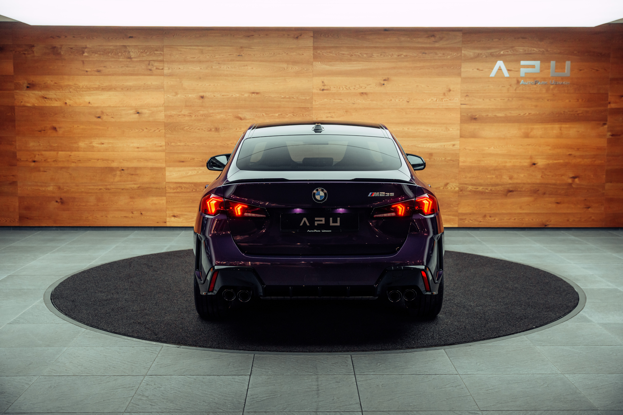 listing desktop thumbnail image 19