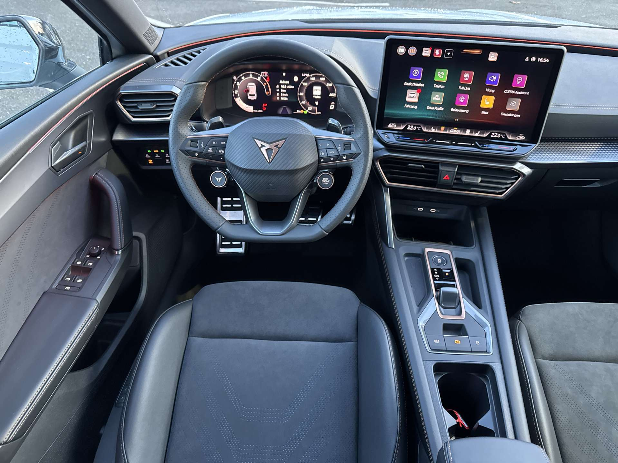 listing desktop thumbnail image 4