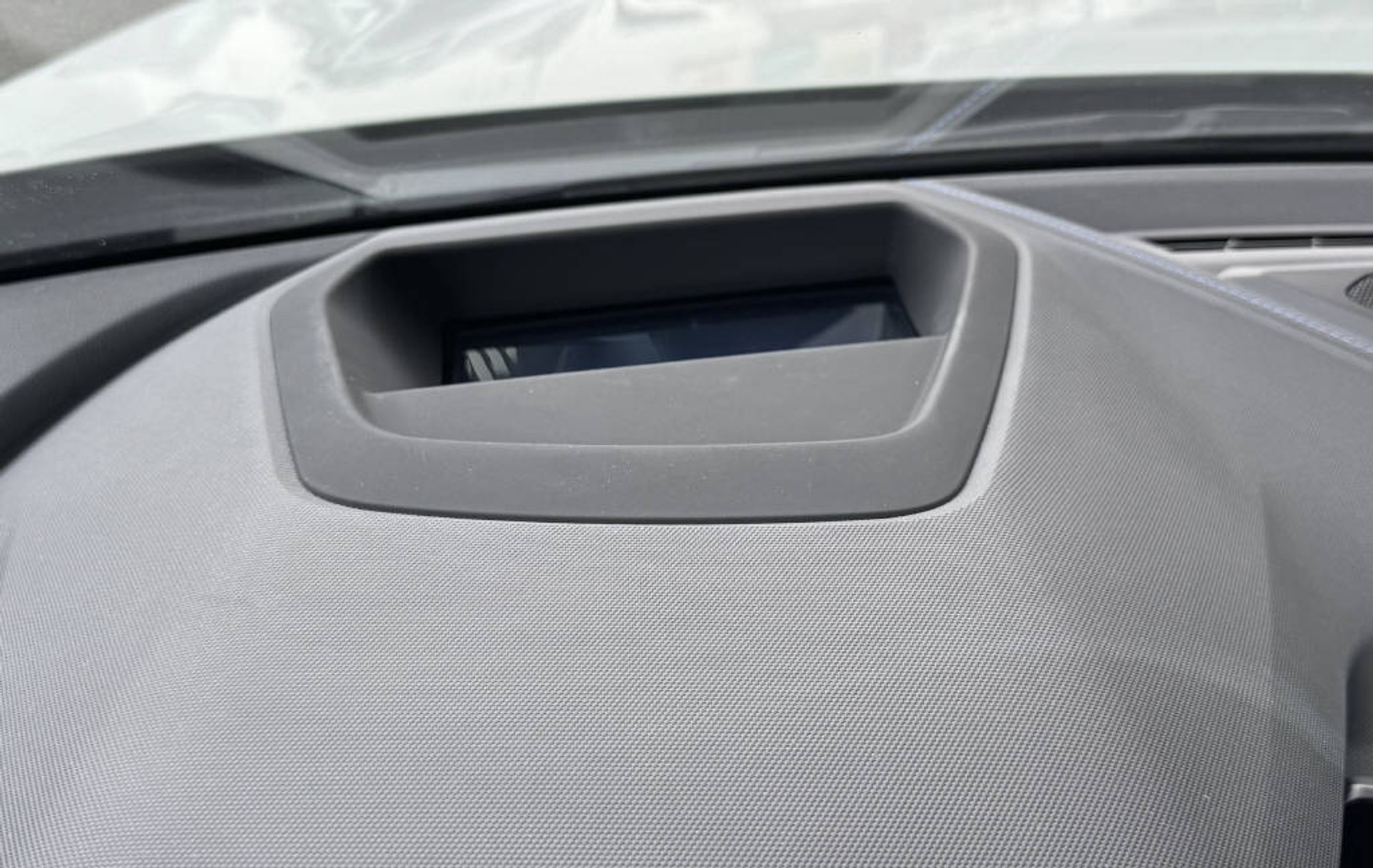 listing desktop thumbnail image 15