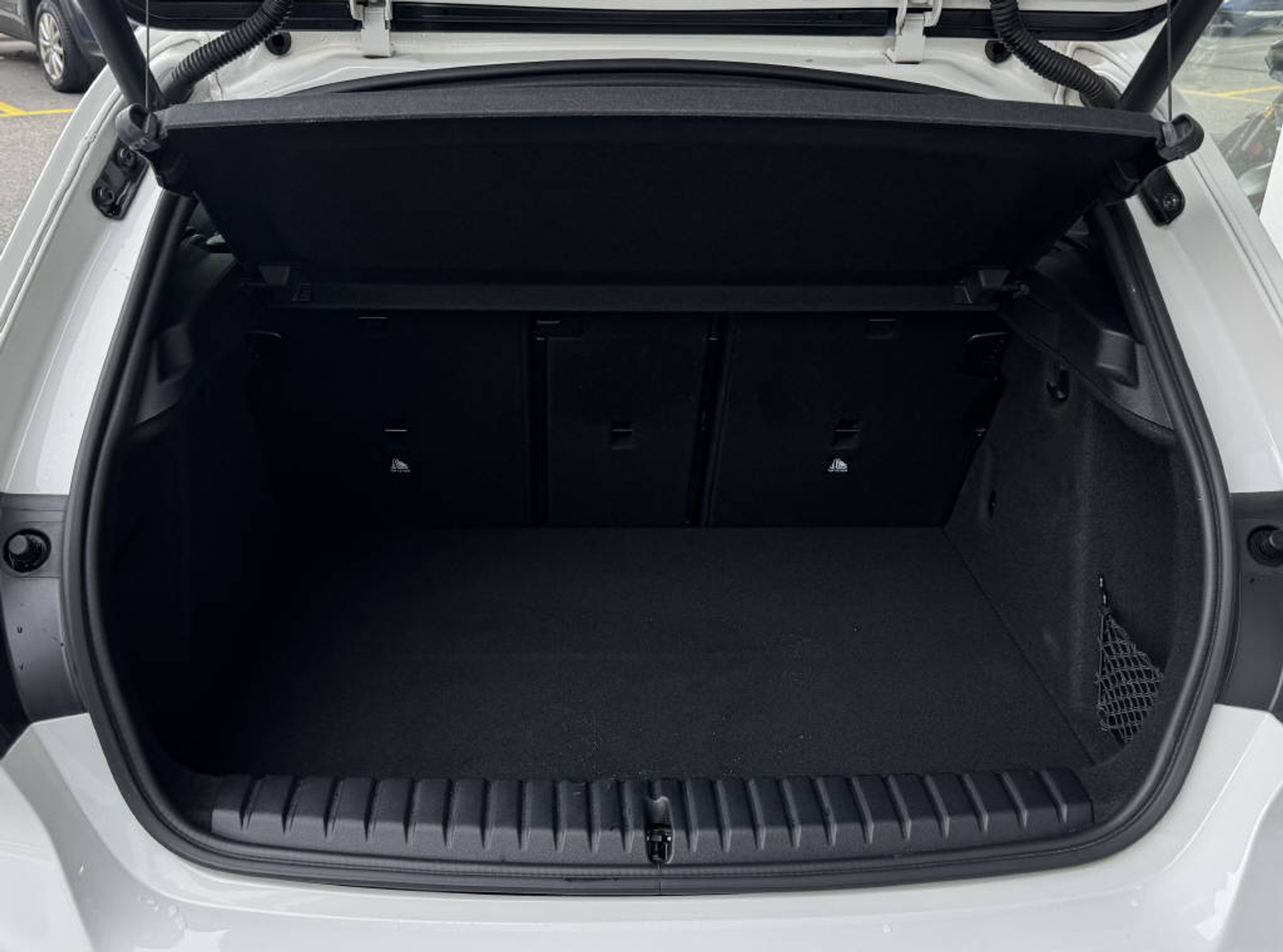 listing desktop thumbnail image 11