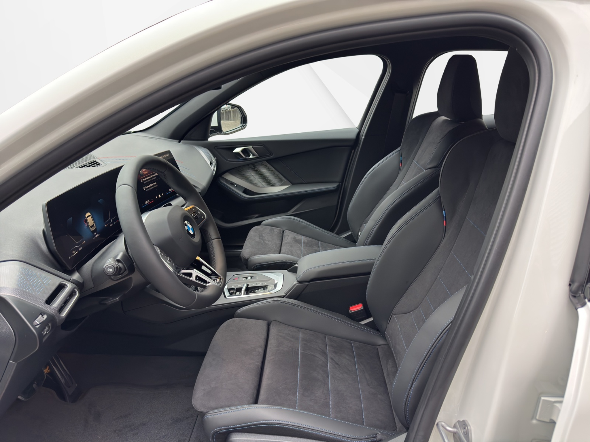 listing desktop thumbnail image 11