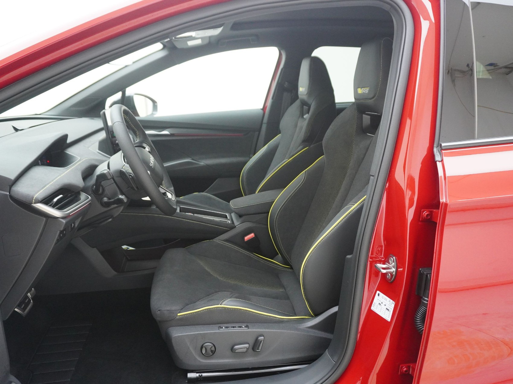 listing desktop thumbnail image 12