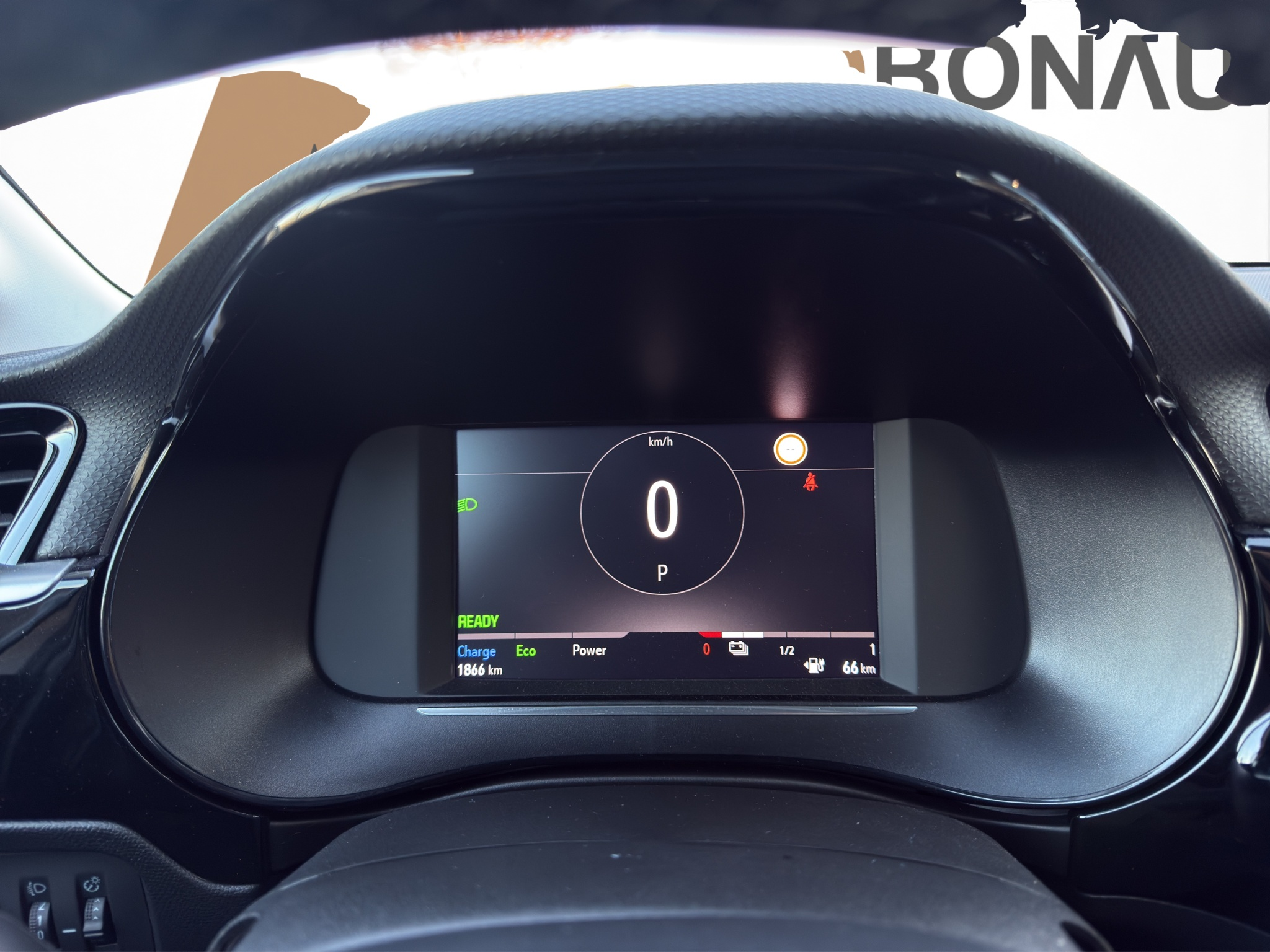 listing desktop thumbnail image 14