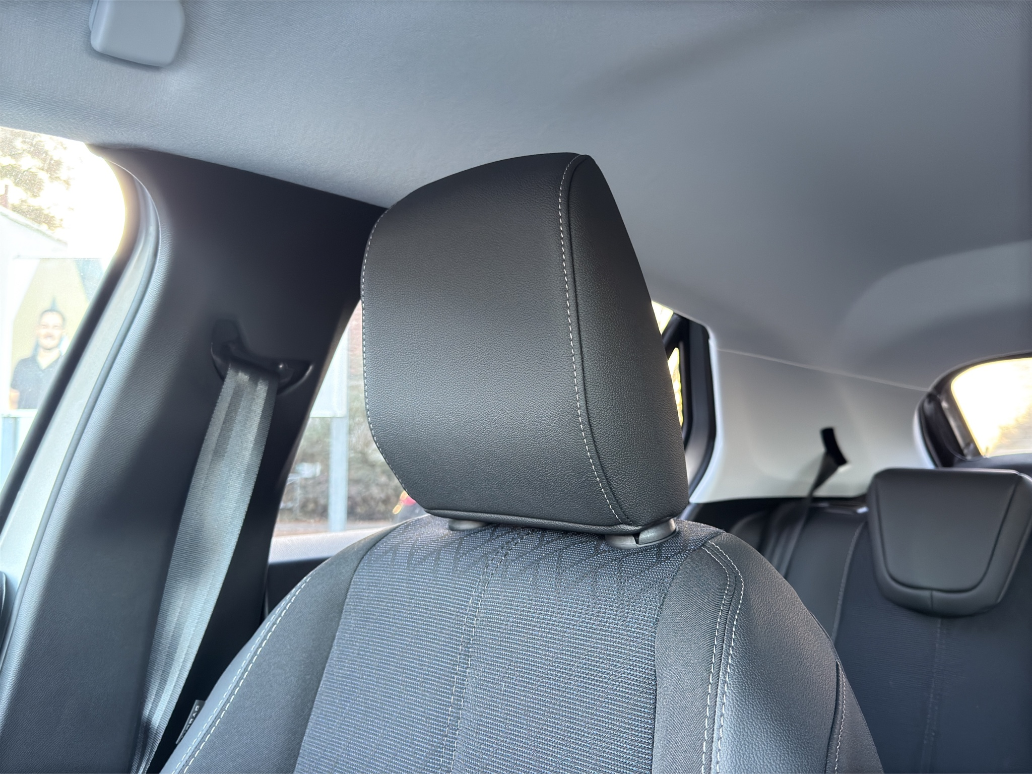 listing desktop thumbnail image 30