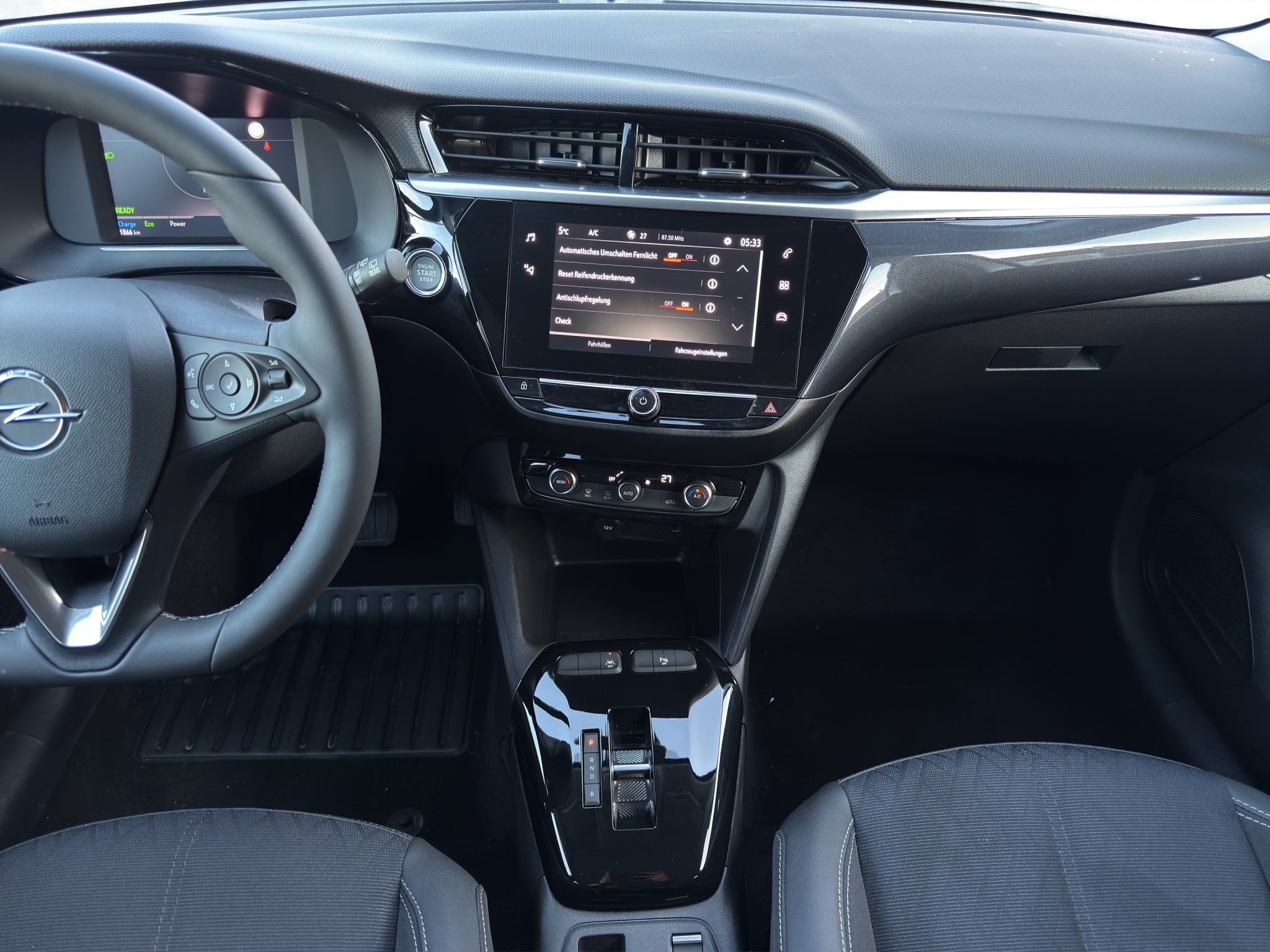 listing desktop thumbnail image 15