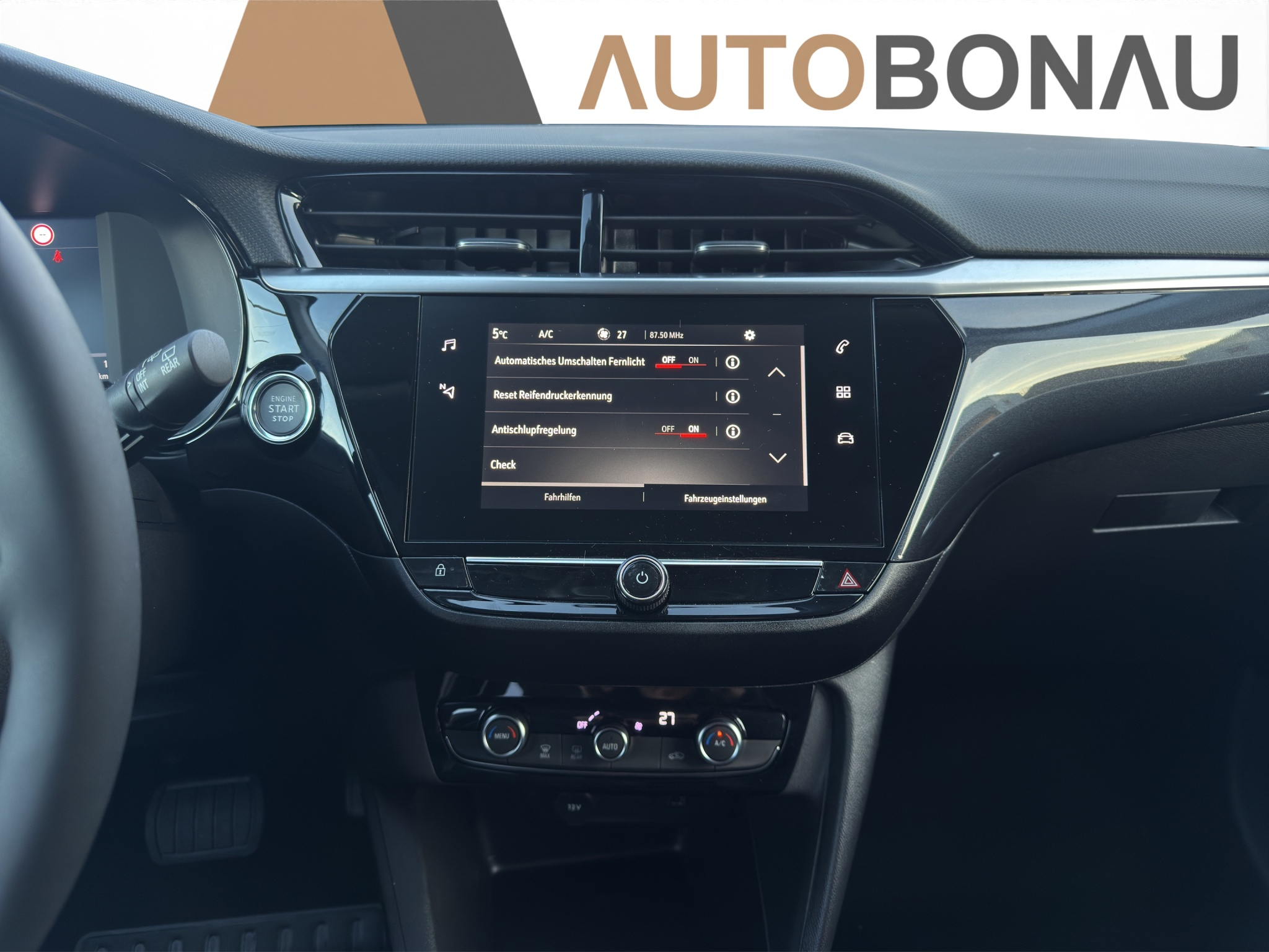 listing desktop thumbnail image 16