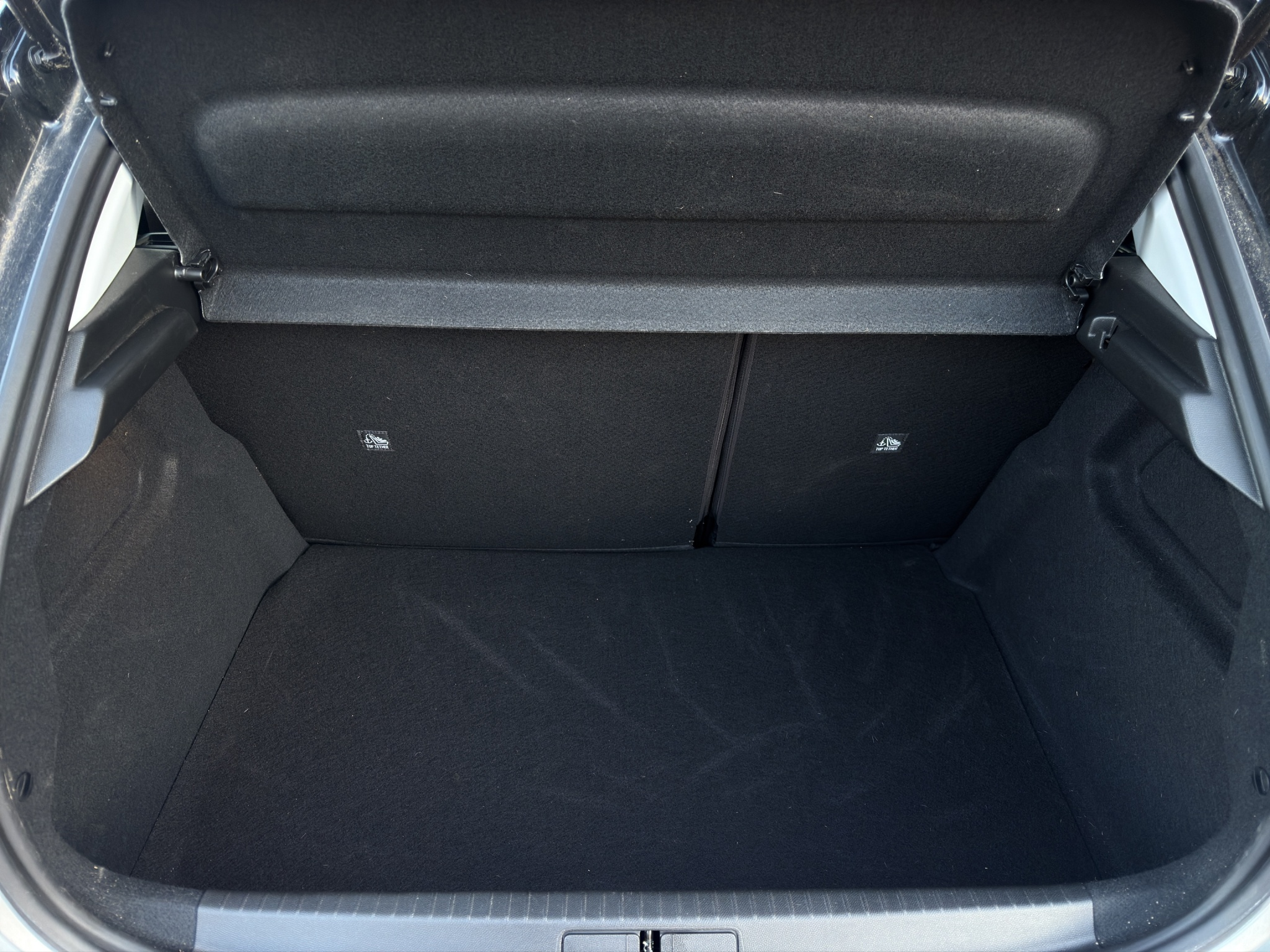 listing desktop thumbnail image 17