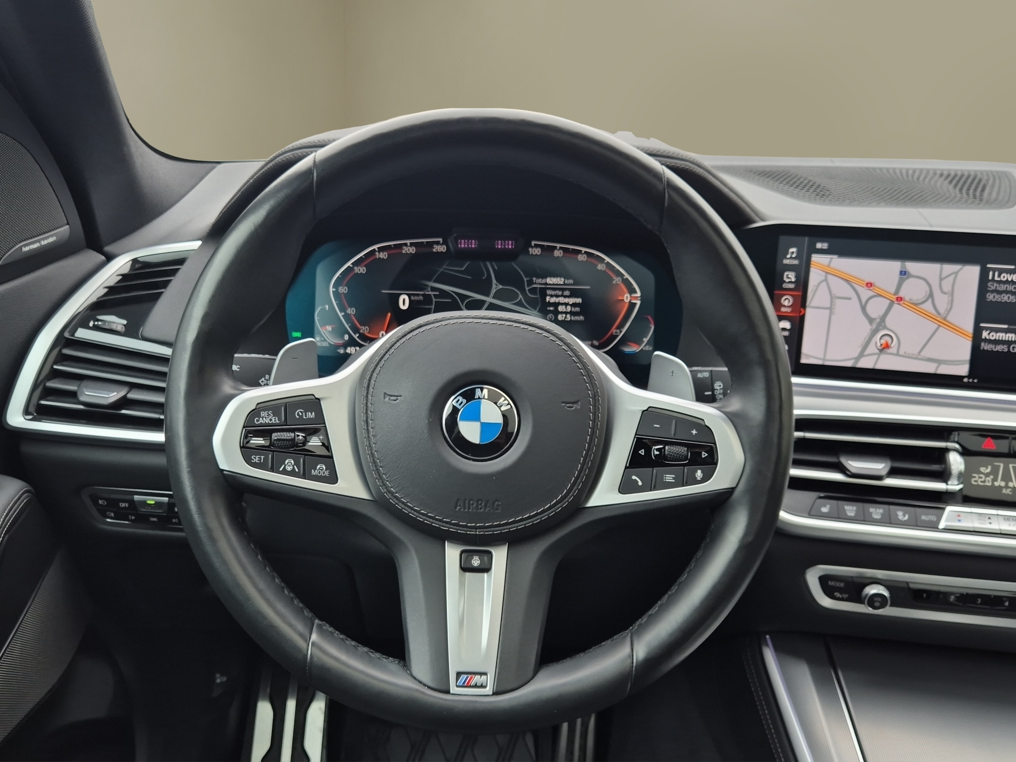 listing desktop thumbnail image 10