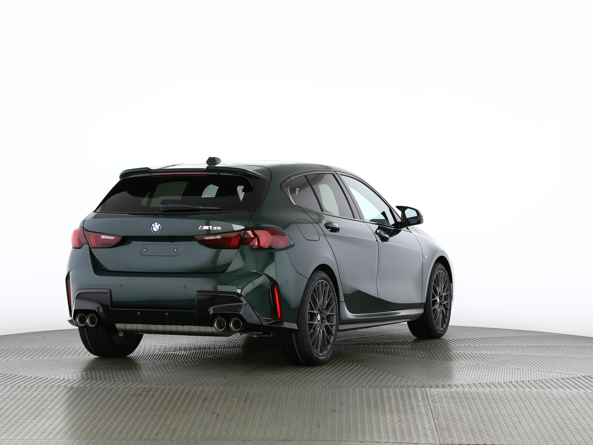 listing desktop thumbnail image 1