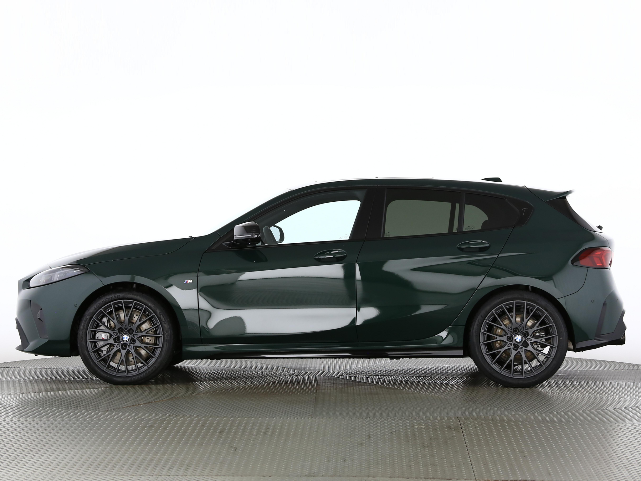 listing desktop thumbnail image 2