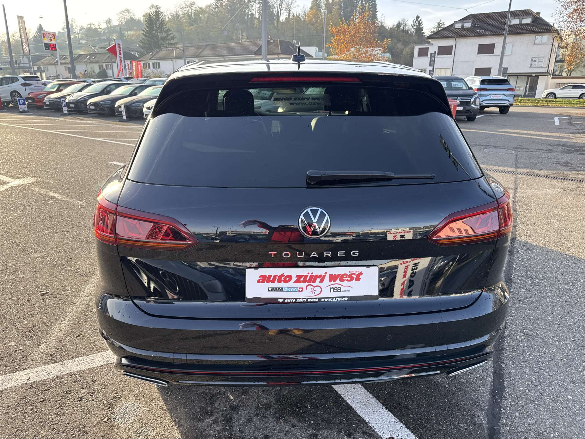 listing desktop thumbnail image 14