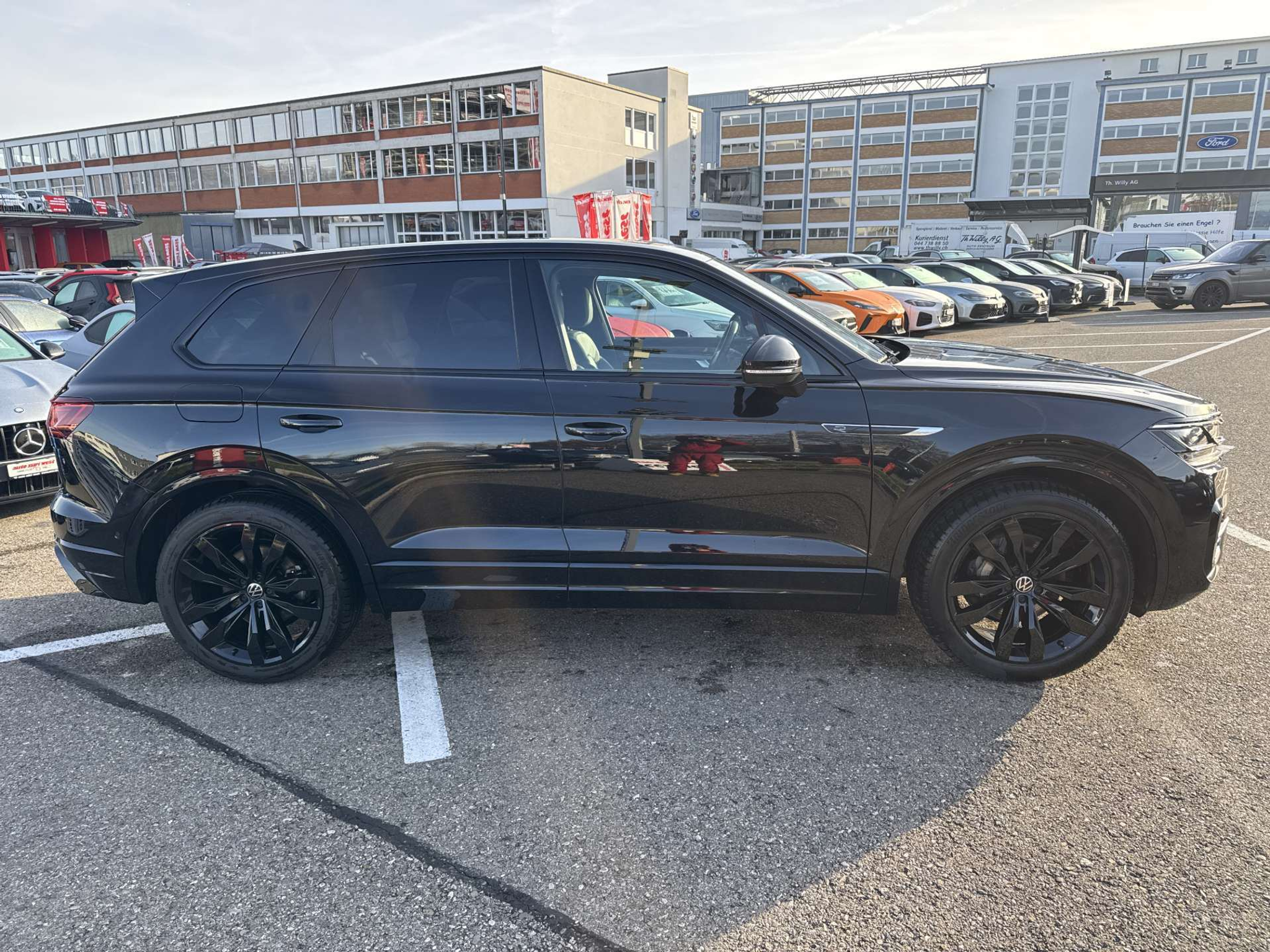 listing desktop thumbnail image 10