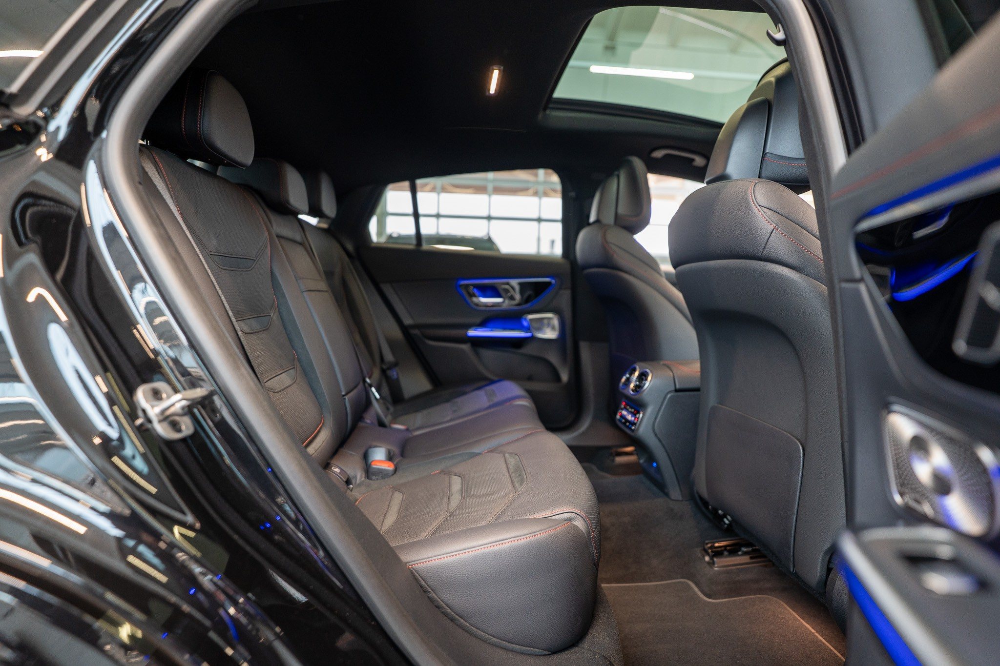 listing desktop thumbnail image 14