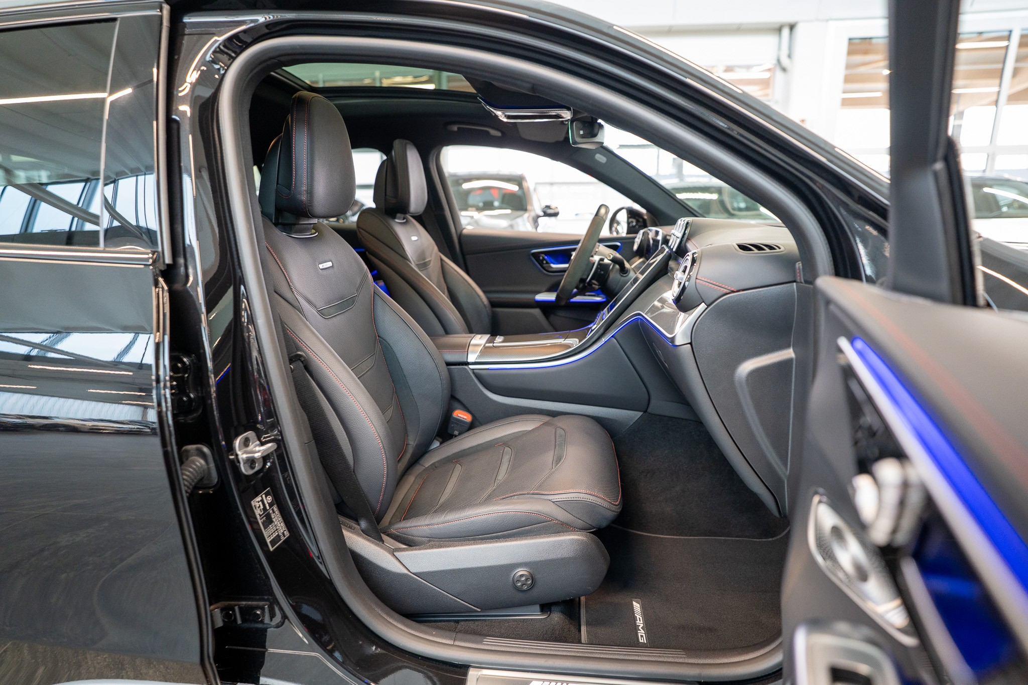 listing desktop thumbnail image 16