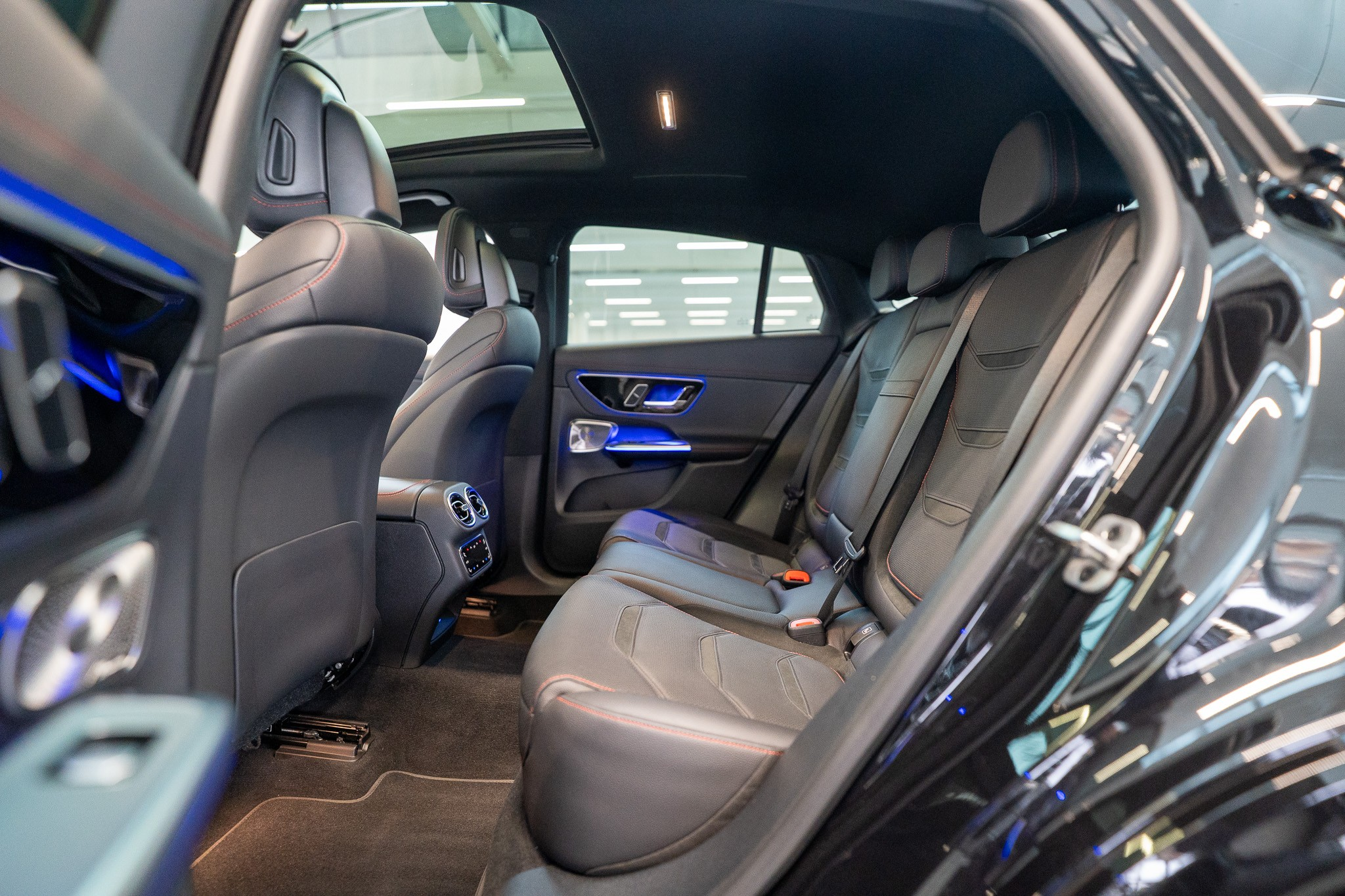 listing desktop thumbnail image 13