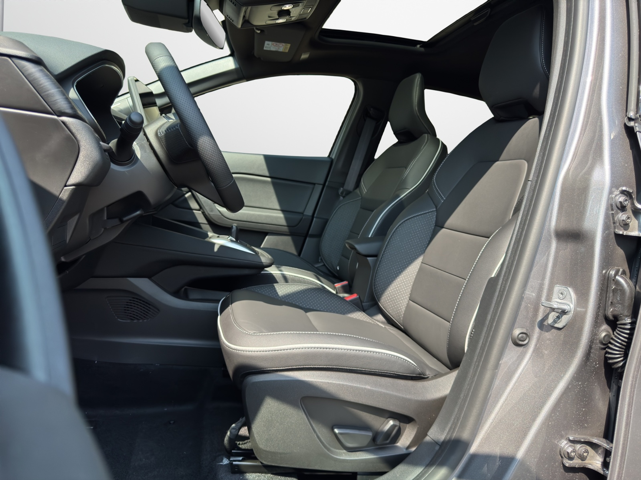 listing desktop thumbnail image 6