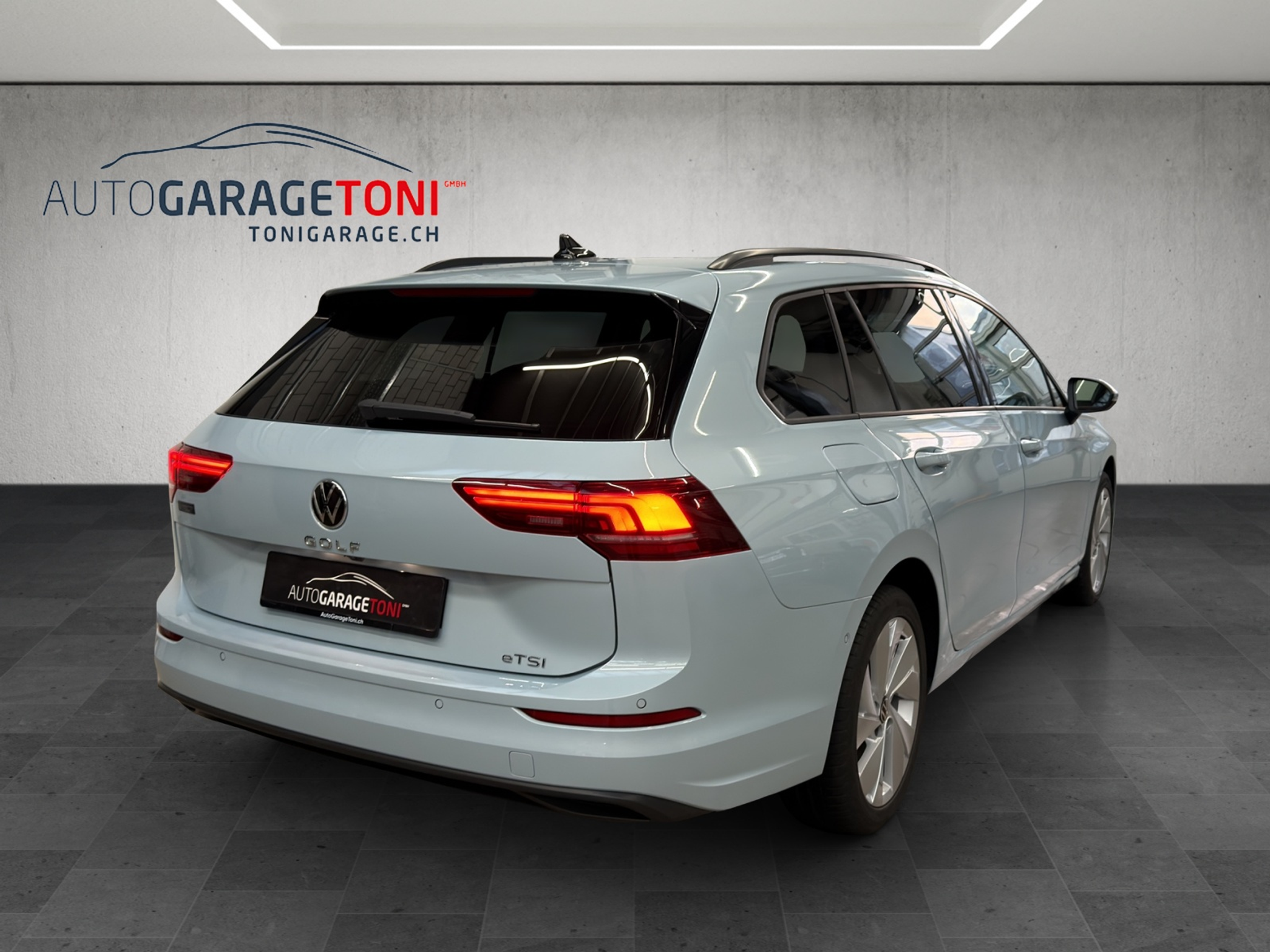 listing desktop thumbnail image 5