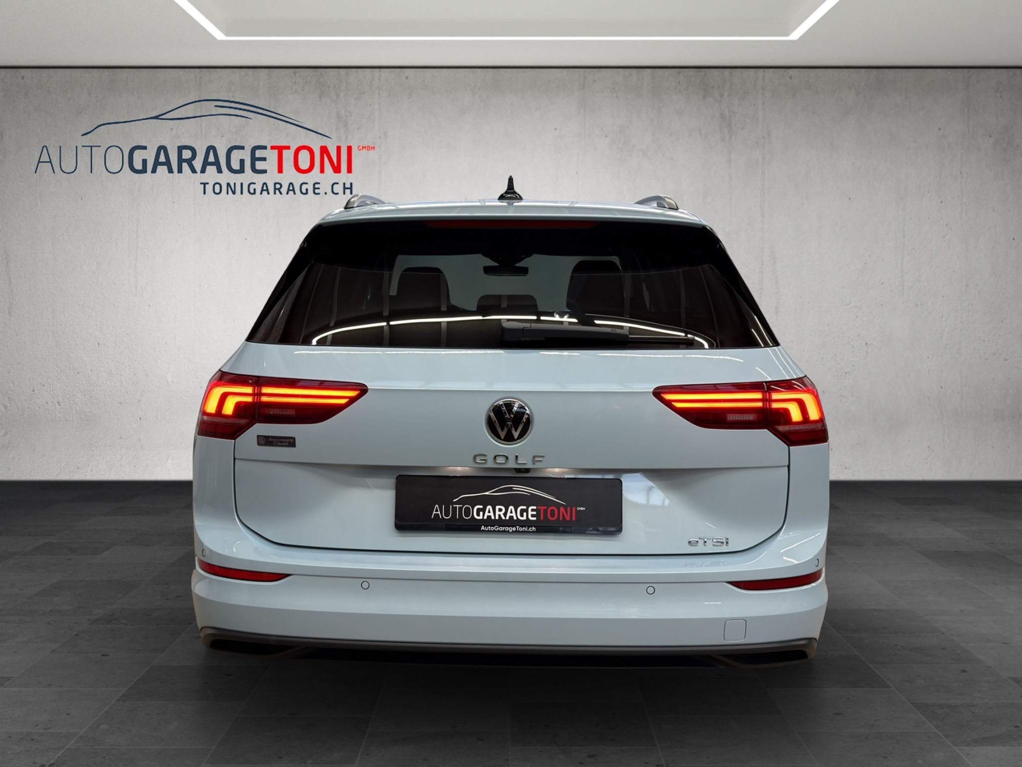 listing desktop thumbnail image 7