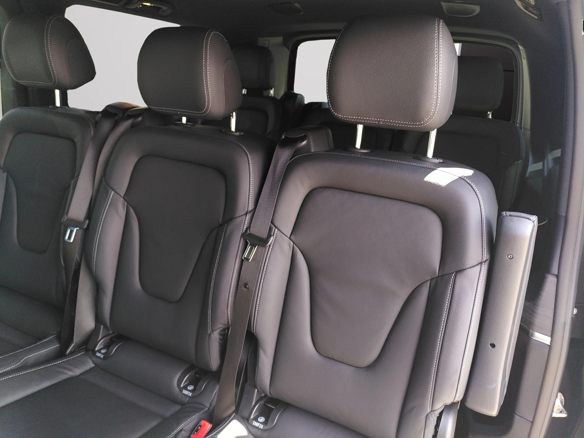 listing desktop thumbnail image 6