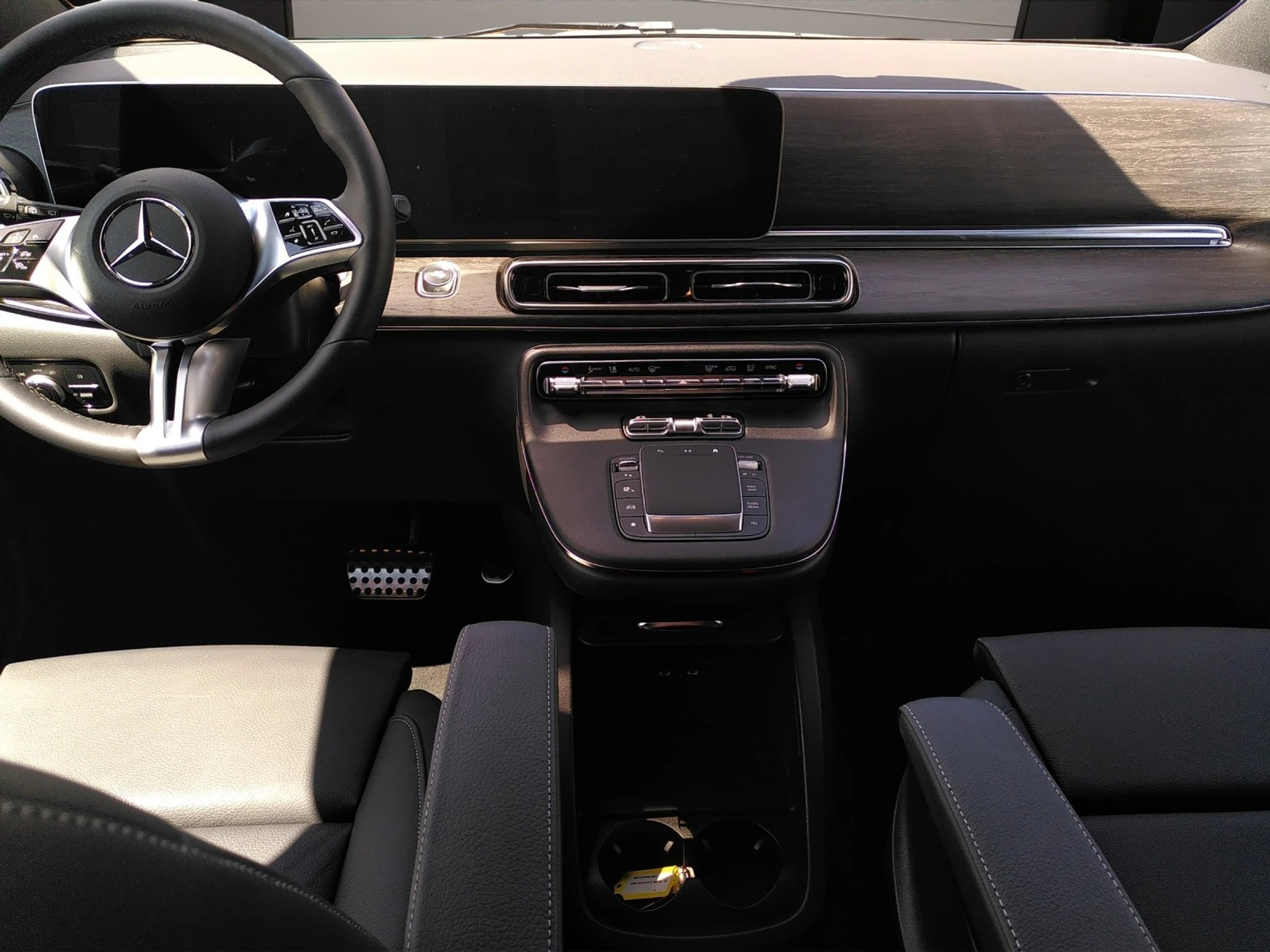 listing desktop thumbnail image 13