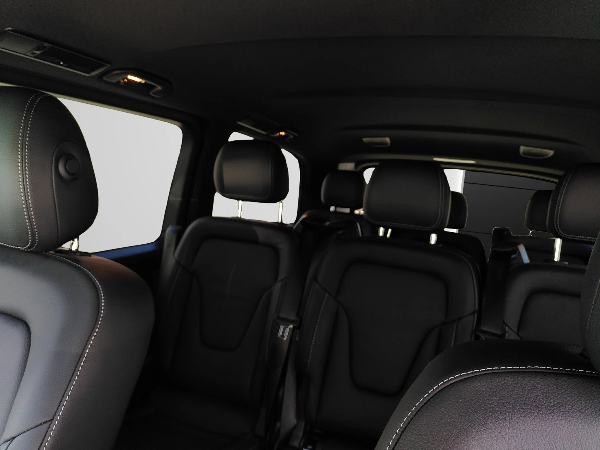 listing desktop thumbnail image 8